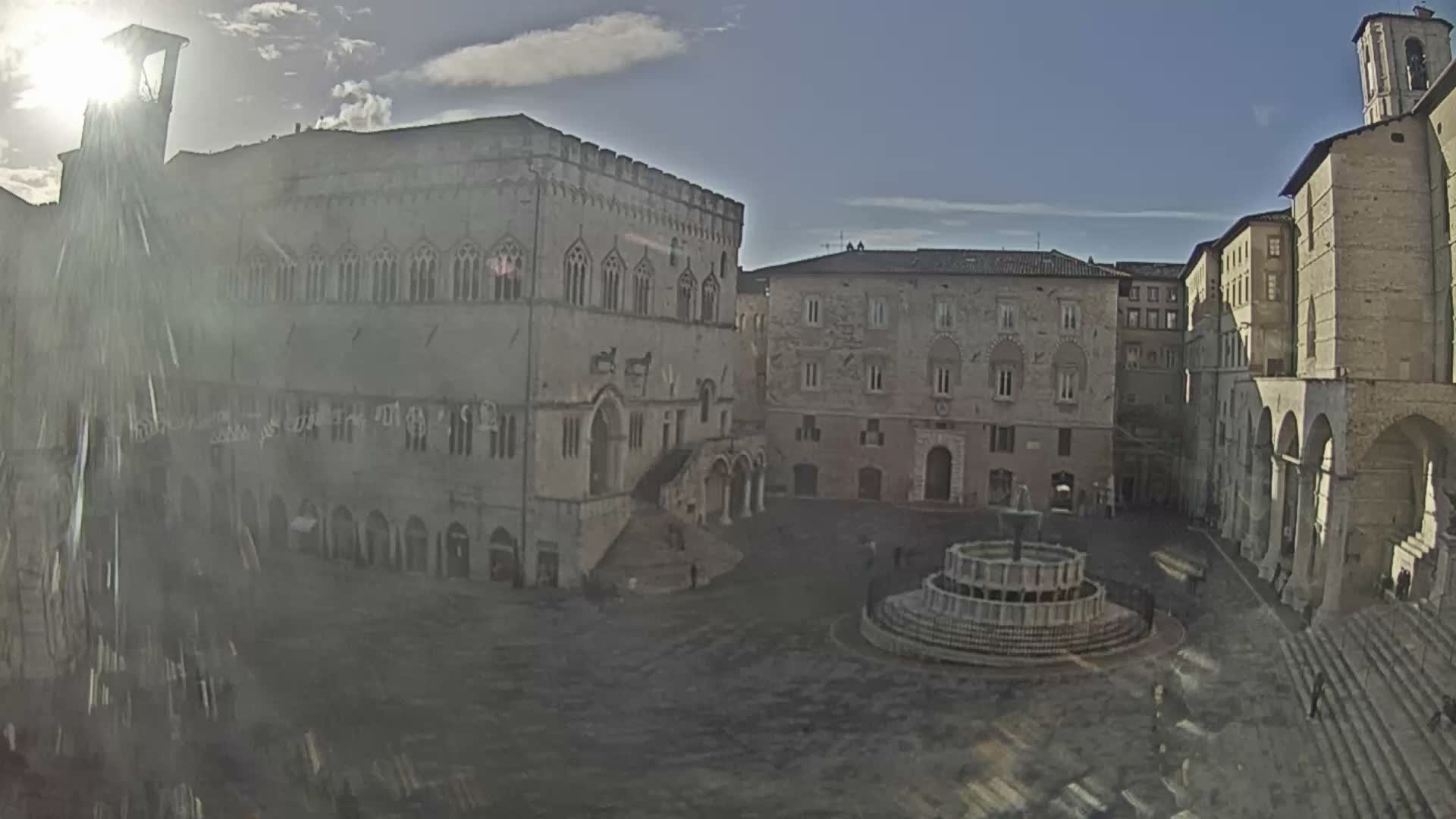 Perugia Piazza IV Novembre Square Live Cam - Umbria, Italy