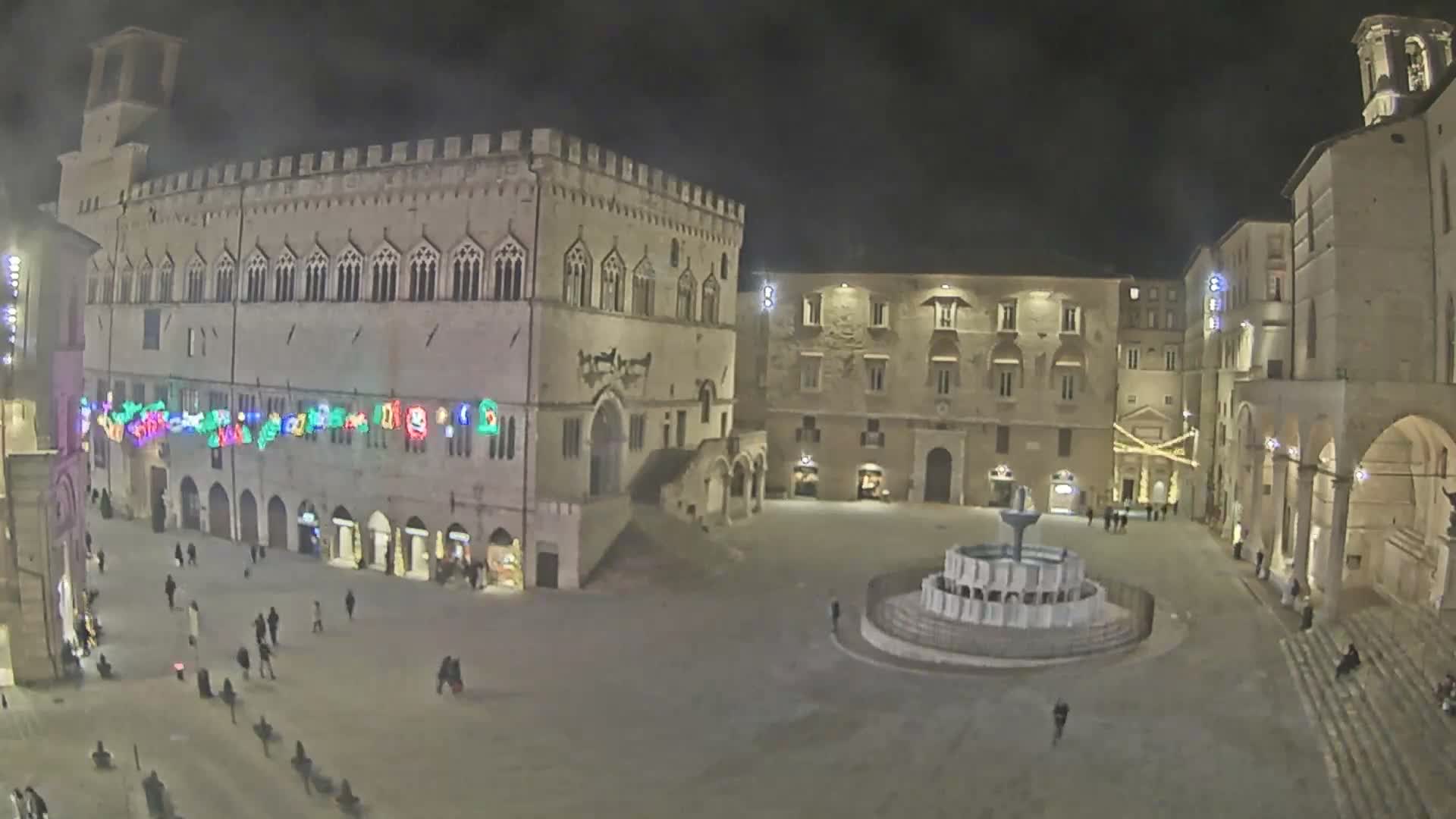 Perugia Piazza IV Novembre Square Live Cam - Umbria, Italy