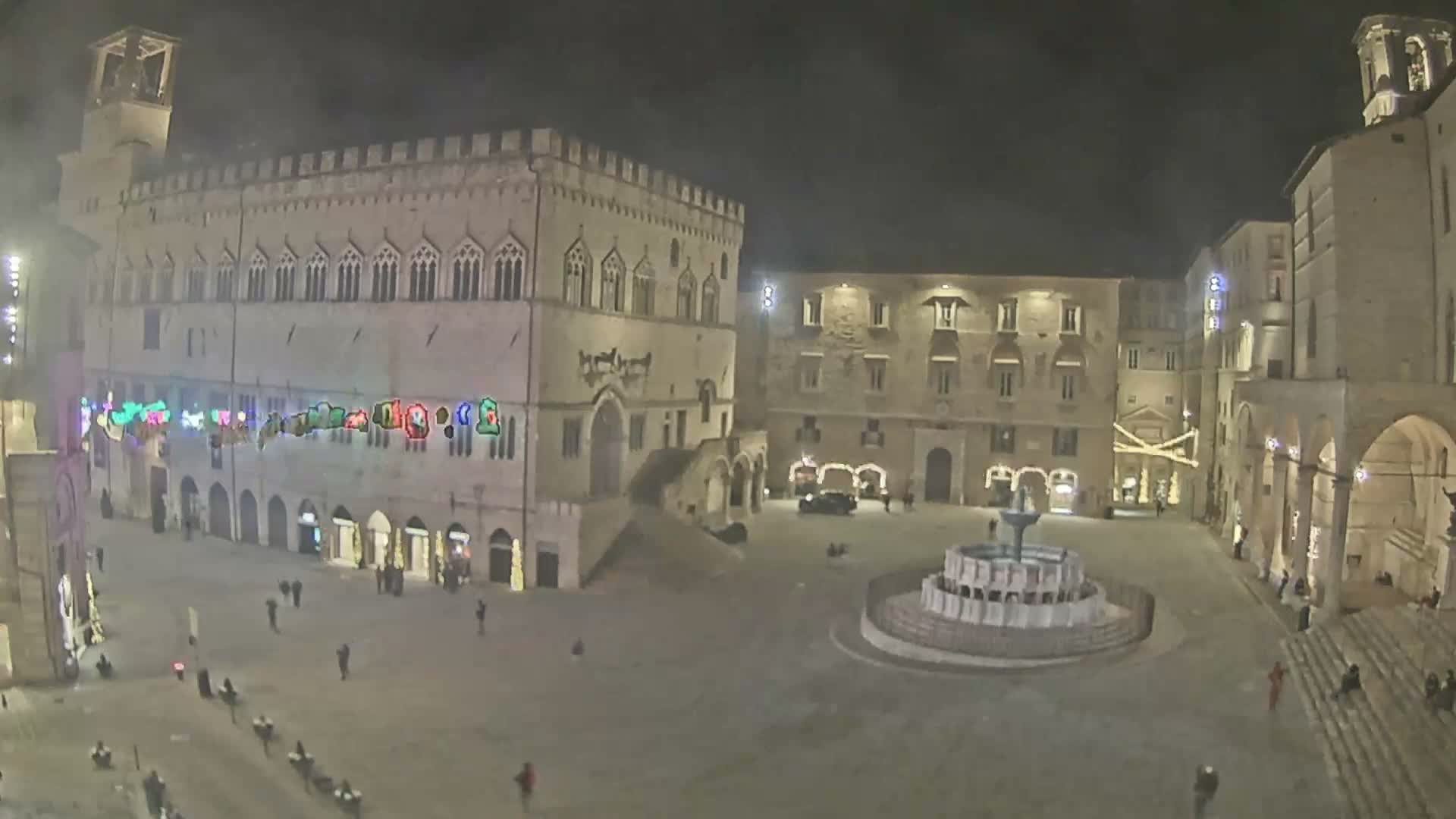 Perugia Piazza IV Novembre Square Live Cam - Umbria, Italy