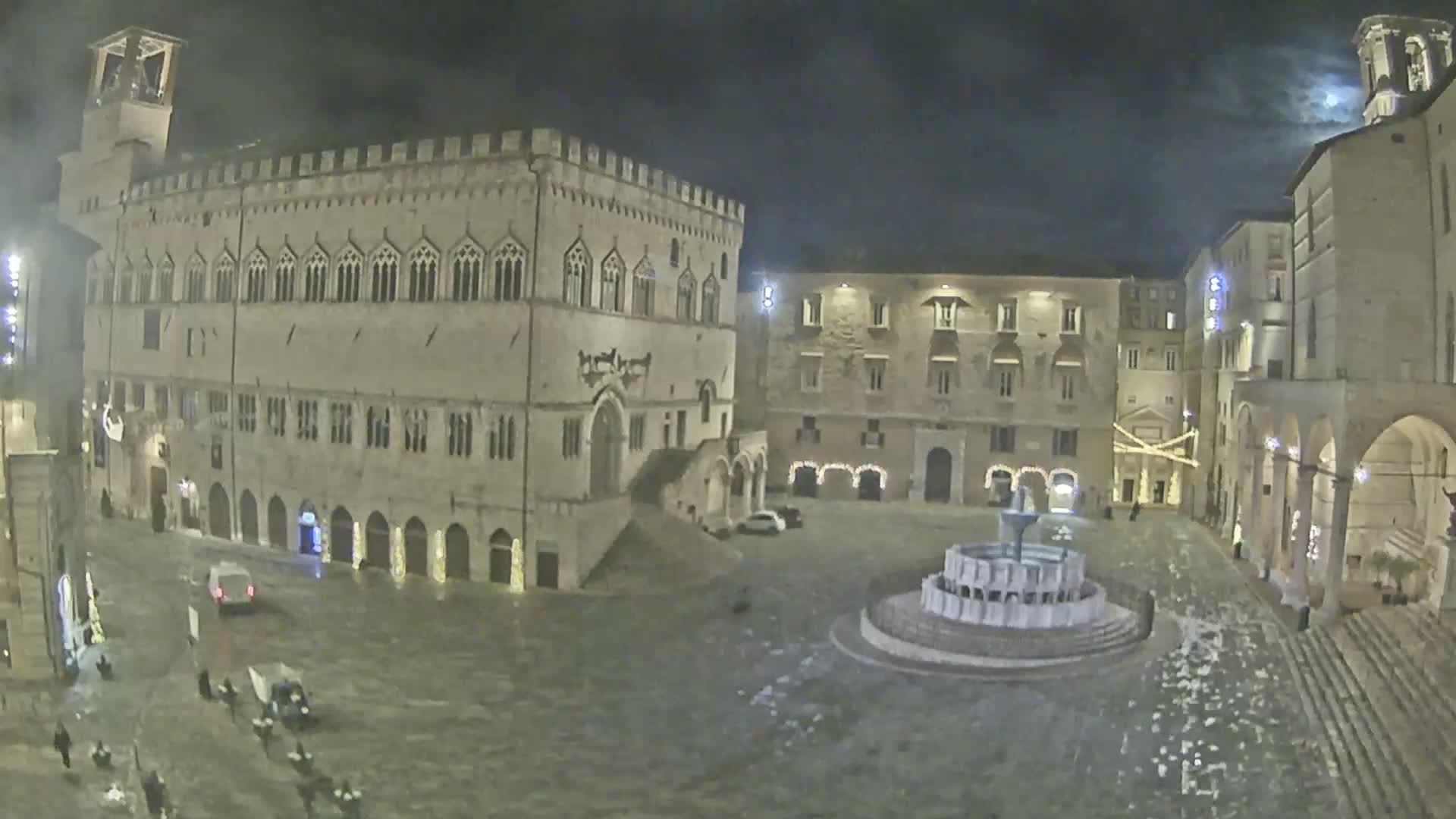 Perugia Piazza IV Novembre Square Live Cam - Umbria, Italy