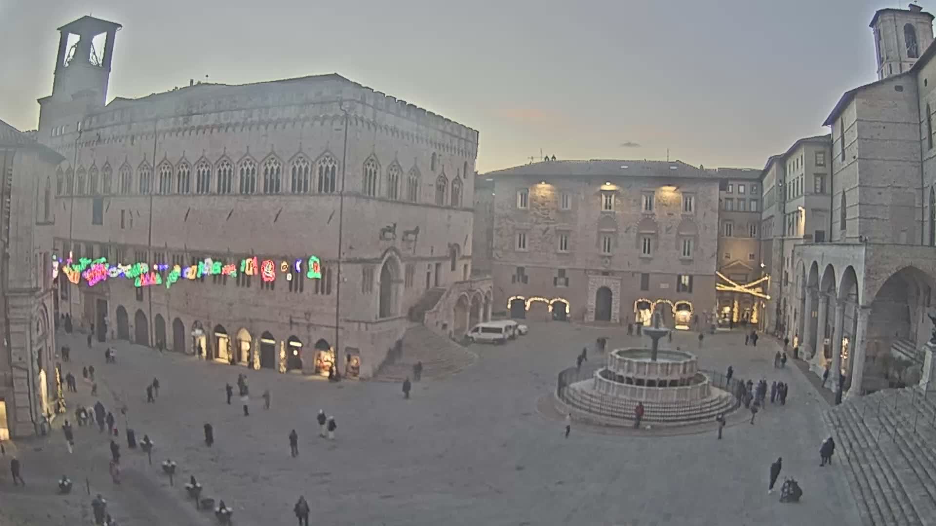 Perugia Piazza IV Novembre Square Live Cam - Umbria, Italy