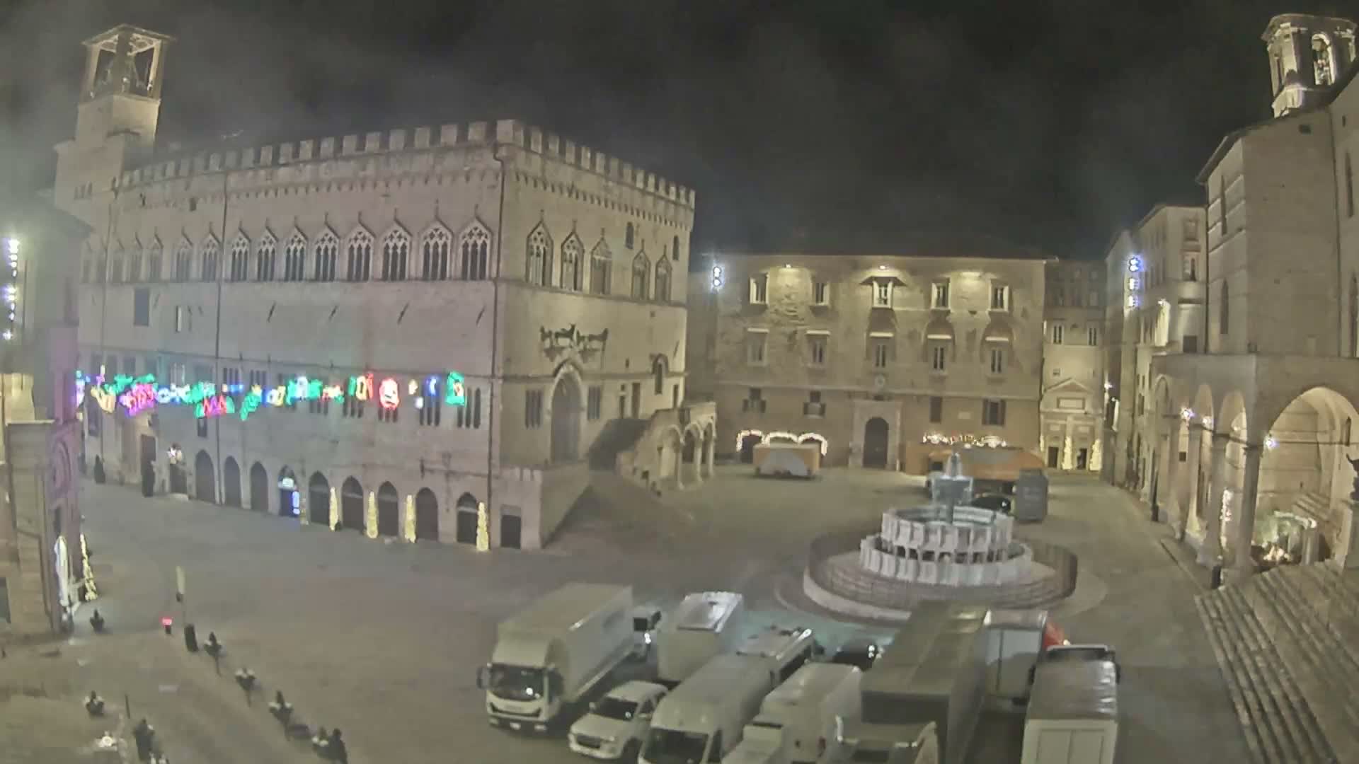 Perugia Piazza IV Novembre Square Live Cam - Umbria, Italy