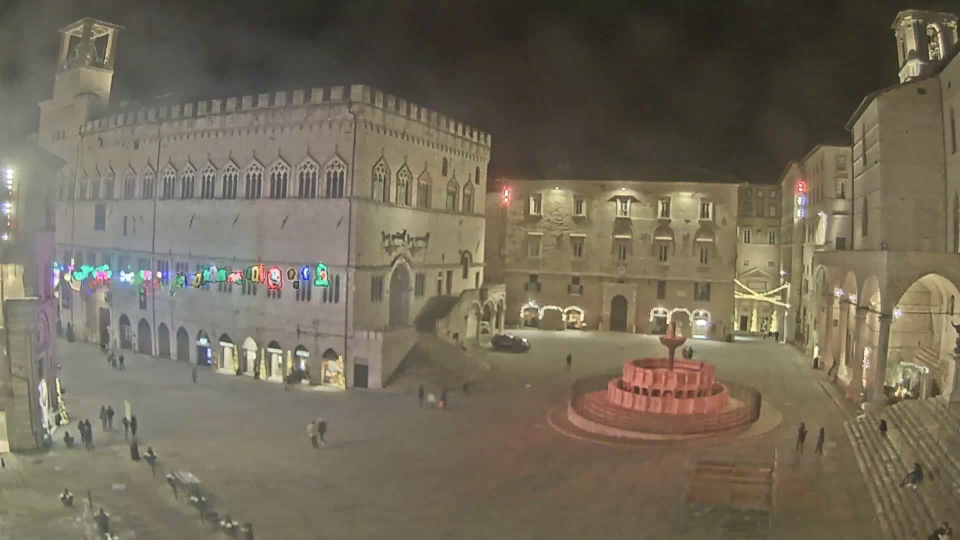 Perugia Piazza IV Novembre Square Live Cam - Umbria, Italy