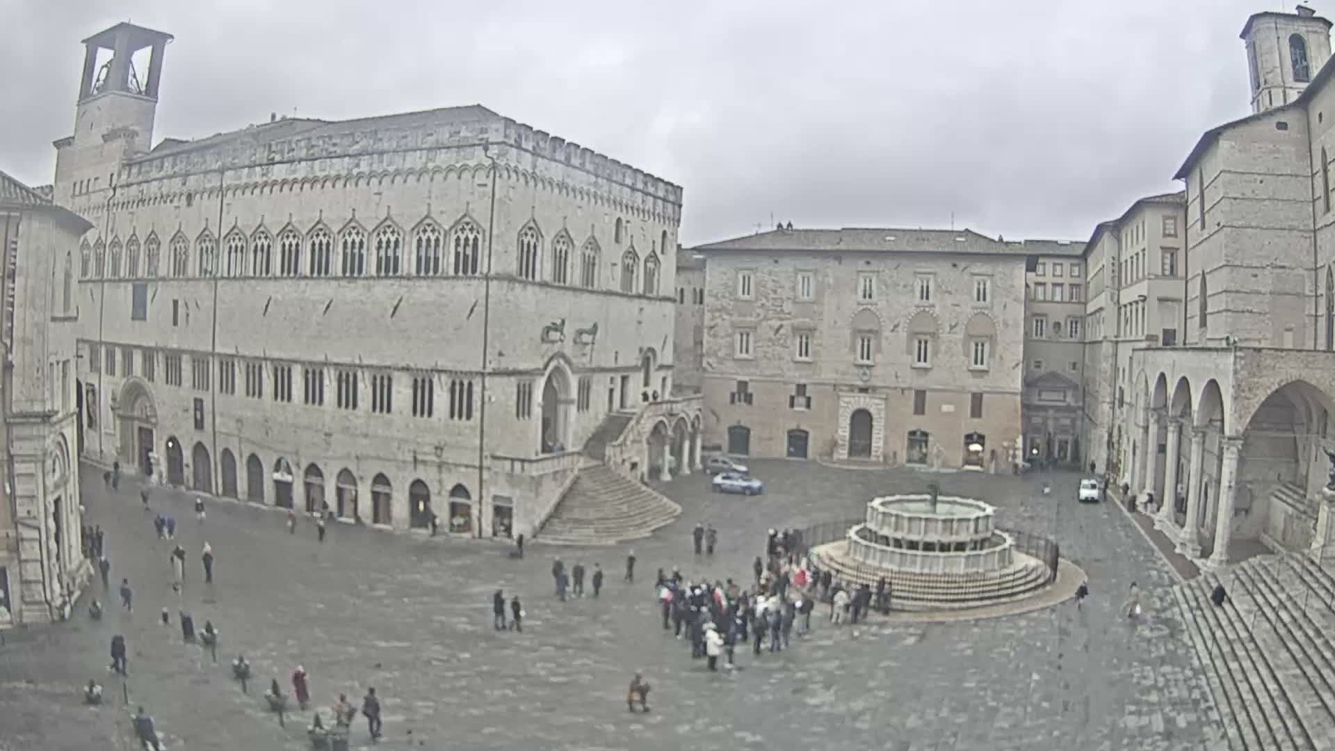 Perugia Piazza IV Novembre Square Live Cam - Umbria, Italy