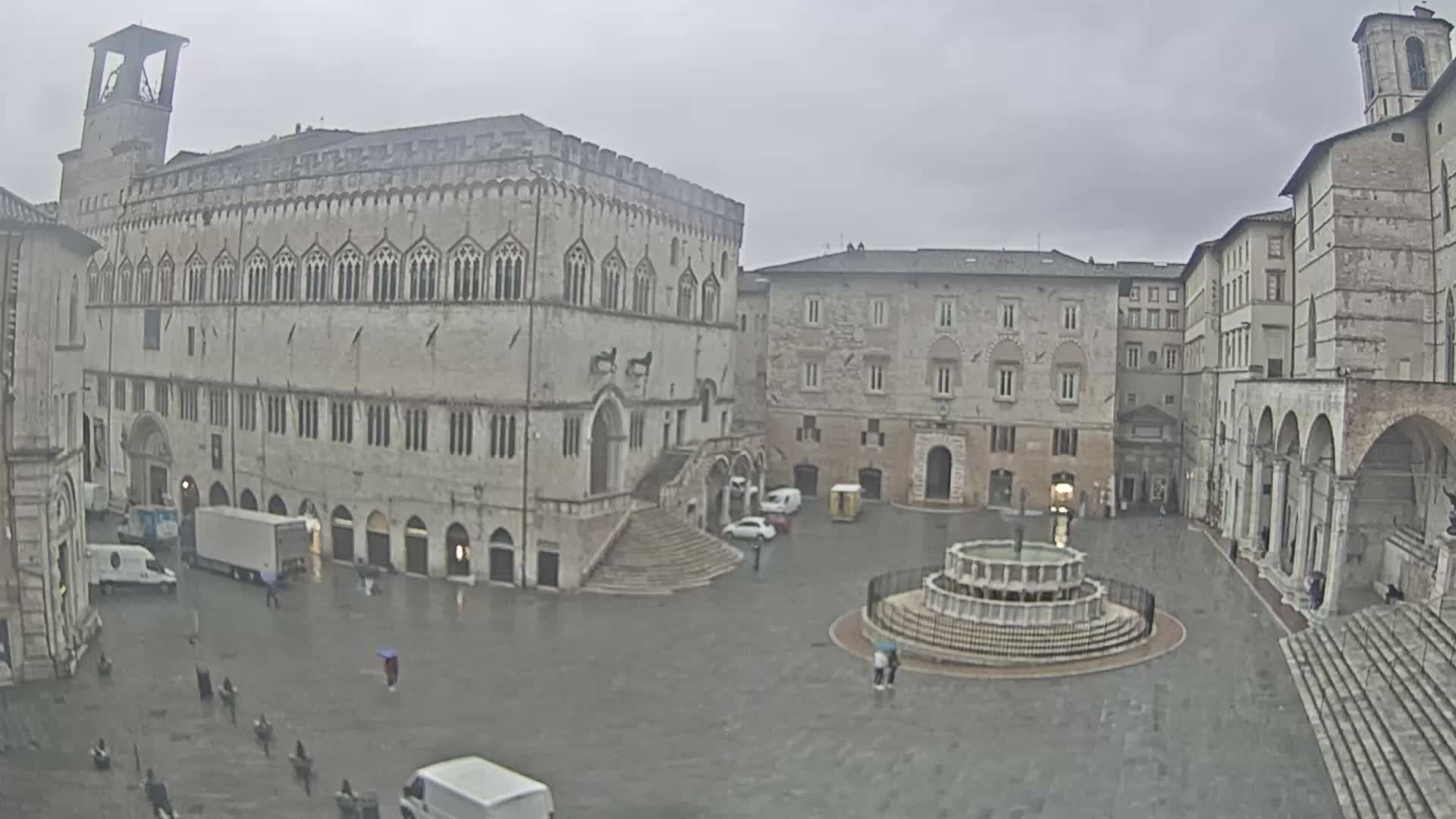 Perugia Piazza IV Novembre Square Live Cam - Umbria, Italy