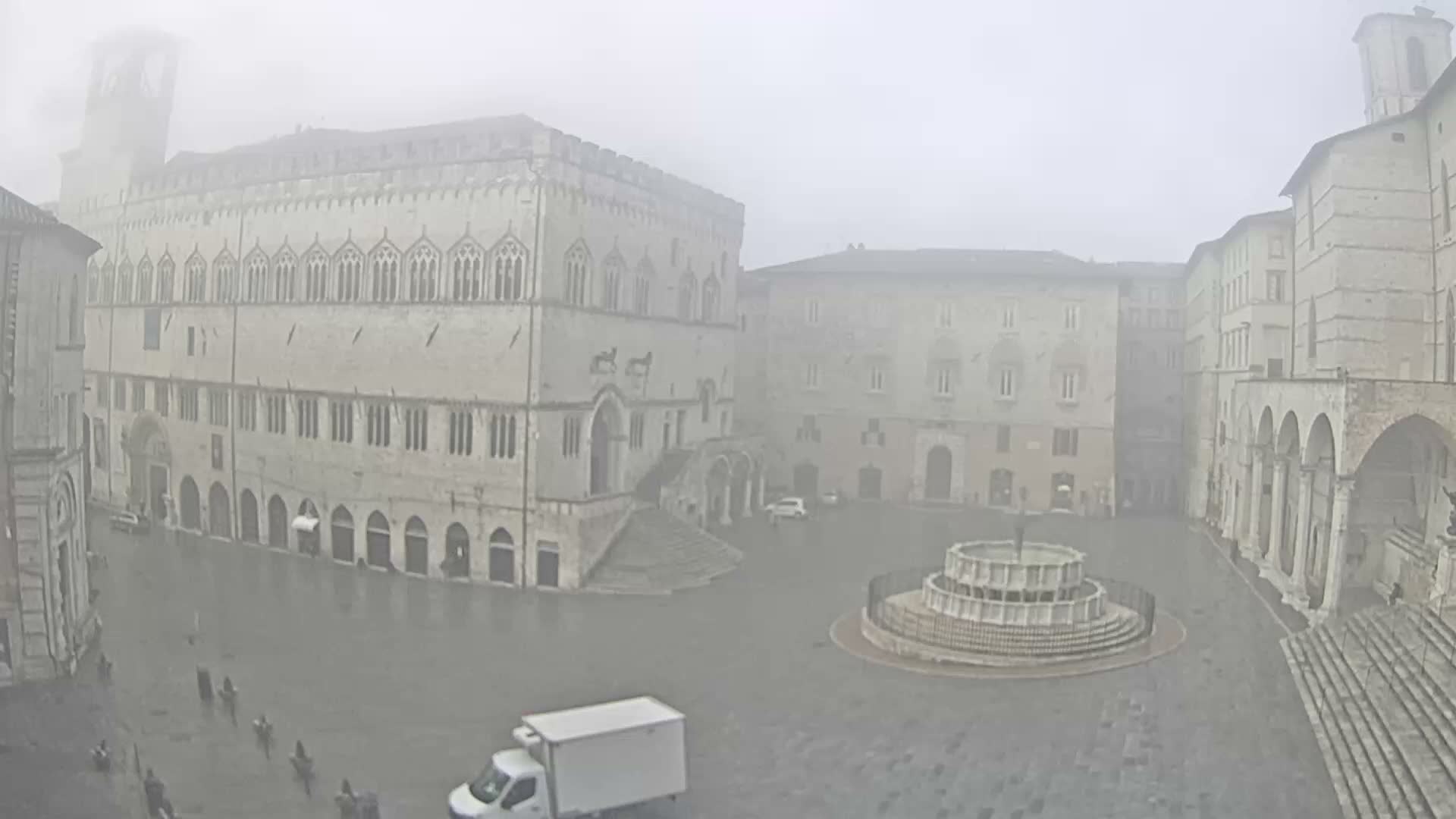 Perugia Piazza IV Novembre Square Live Cam - Umbria, Italy