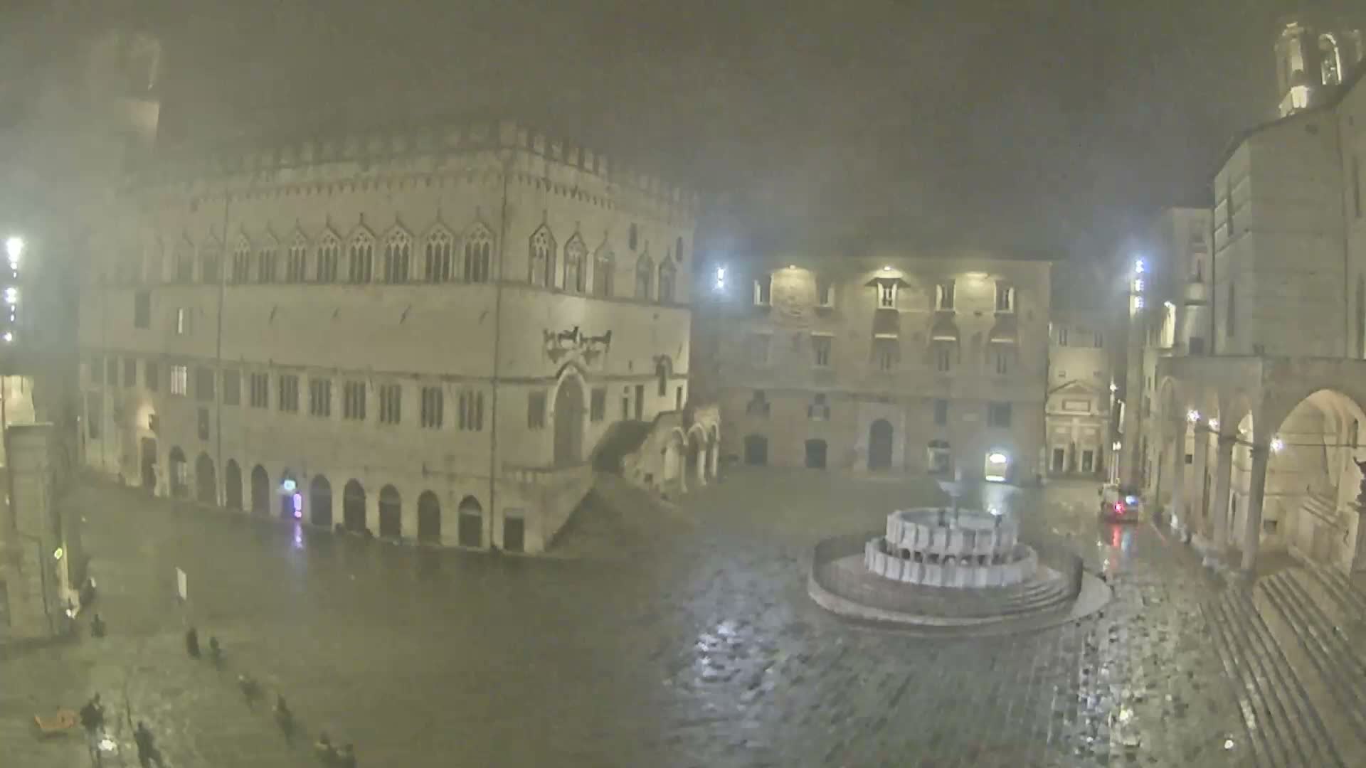 Perugia Piazza IV Novembre Square Live Cam - Umbria, Italy