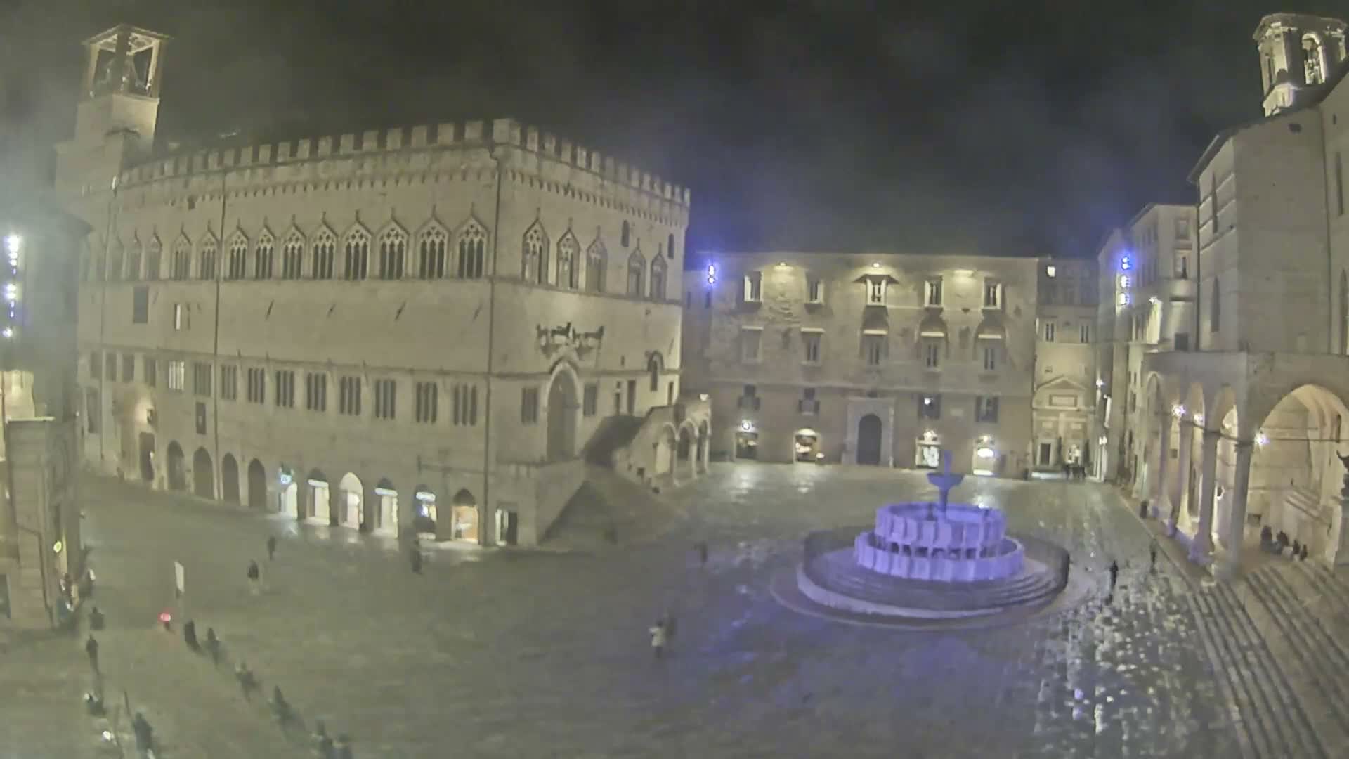 Perugia Piazza IV Novembre Square Live Cam - Umbria, Italy