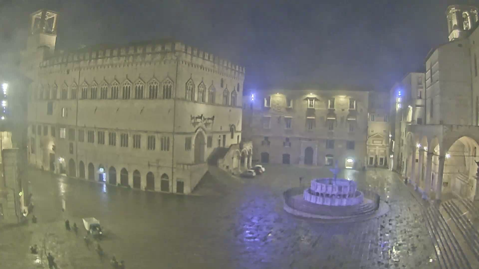 Perugia Piazza IV Novembre Square Live Cam - Umbria, Italy