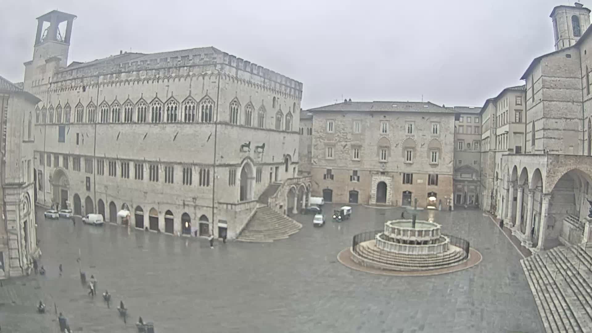 Perugia Piazza IV Novembre Square Live Cam - Umbria, Italy