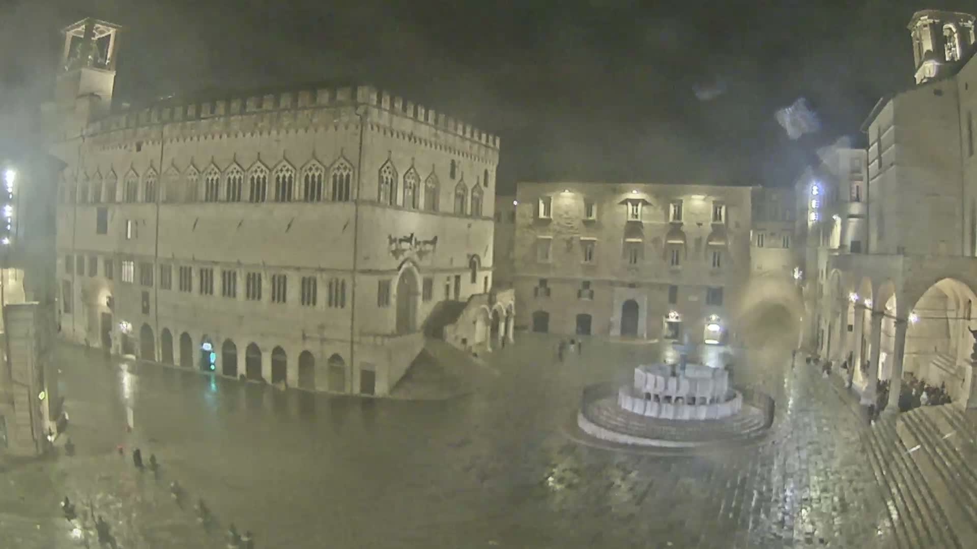 Perugia Piazza IV Novembre Square Live Cam - Umbria, Italy