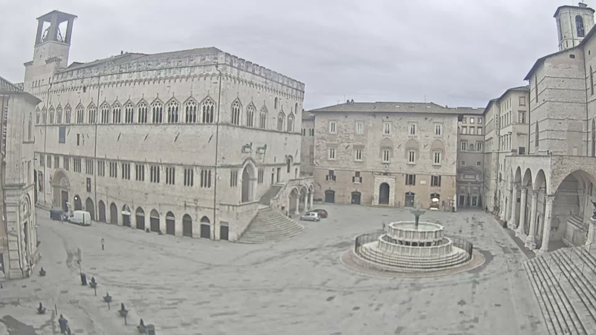 Perugia Piazza IV Novembre Square Live Cam - Umbria, Italy