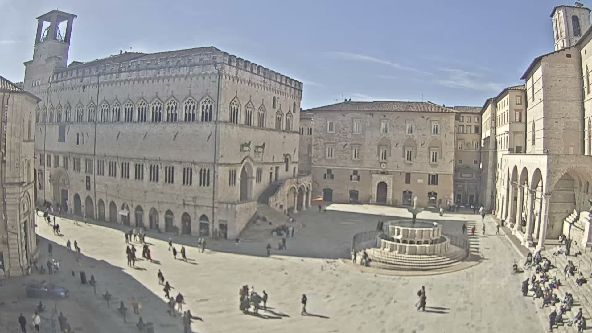 Perugia Piazza IV Novembre Square Live Cam - Umbria, Italy