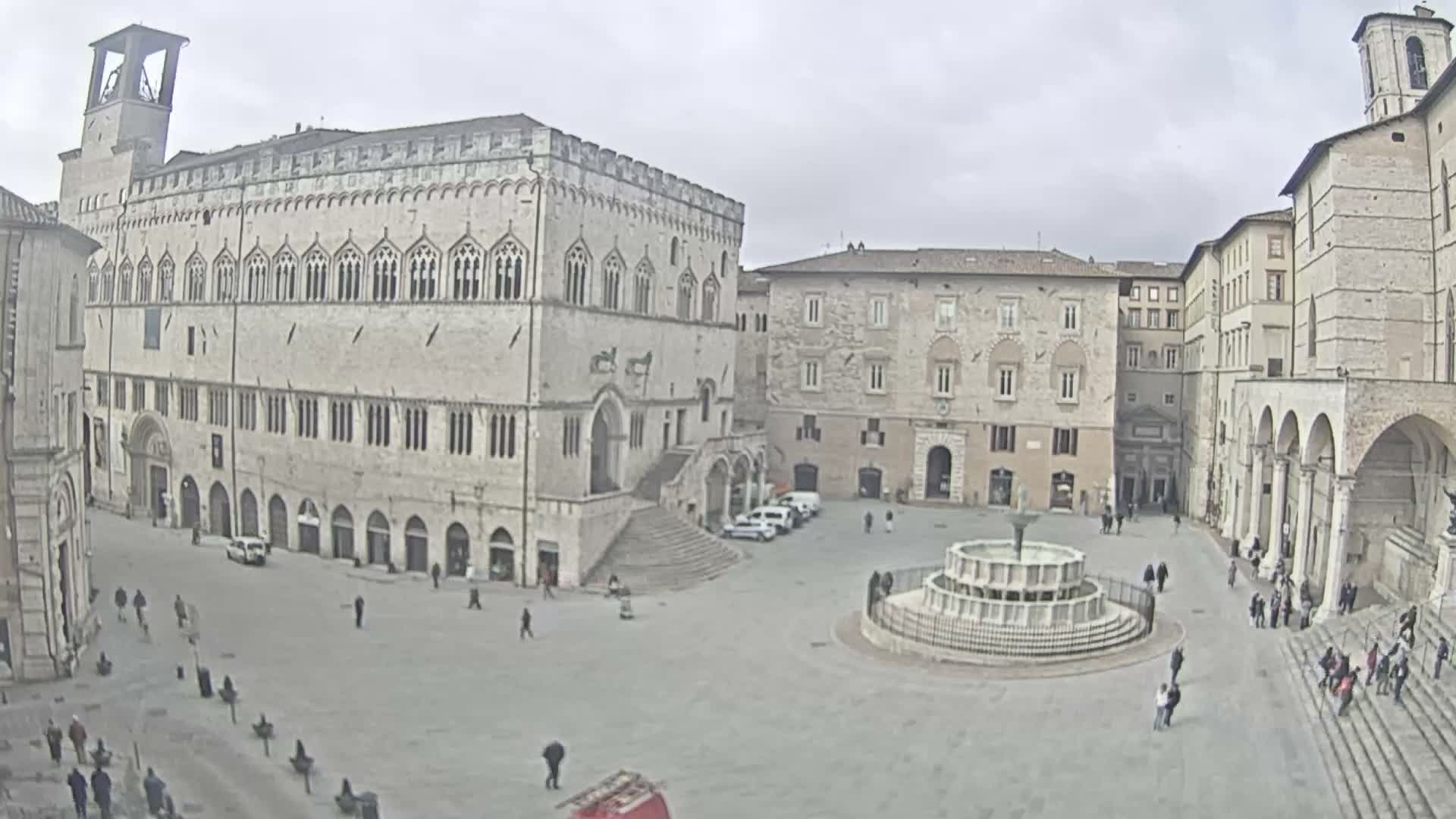 Perugia Piazza IV Novembre Square Live Cam - Umbria, Italy