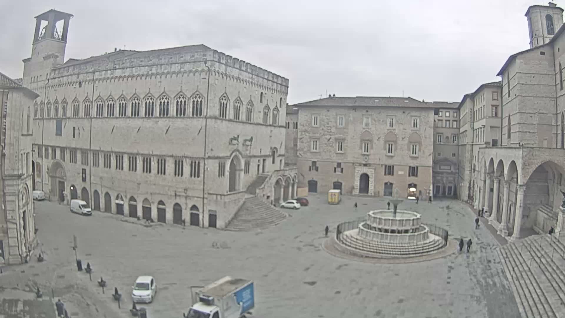 Perugia Piazza IV Novembre Square Live Cam - Umbria, Italy