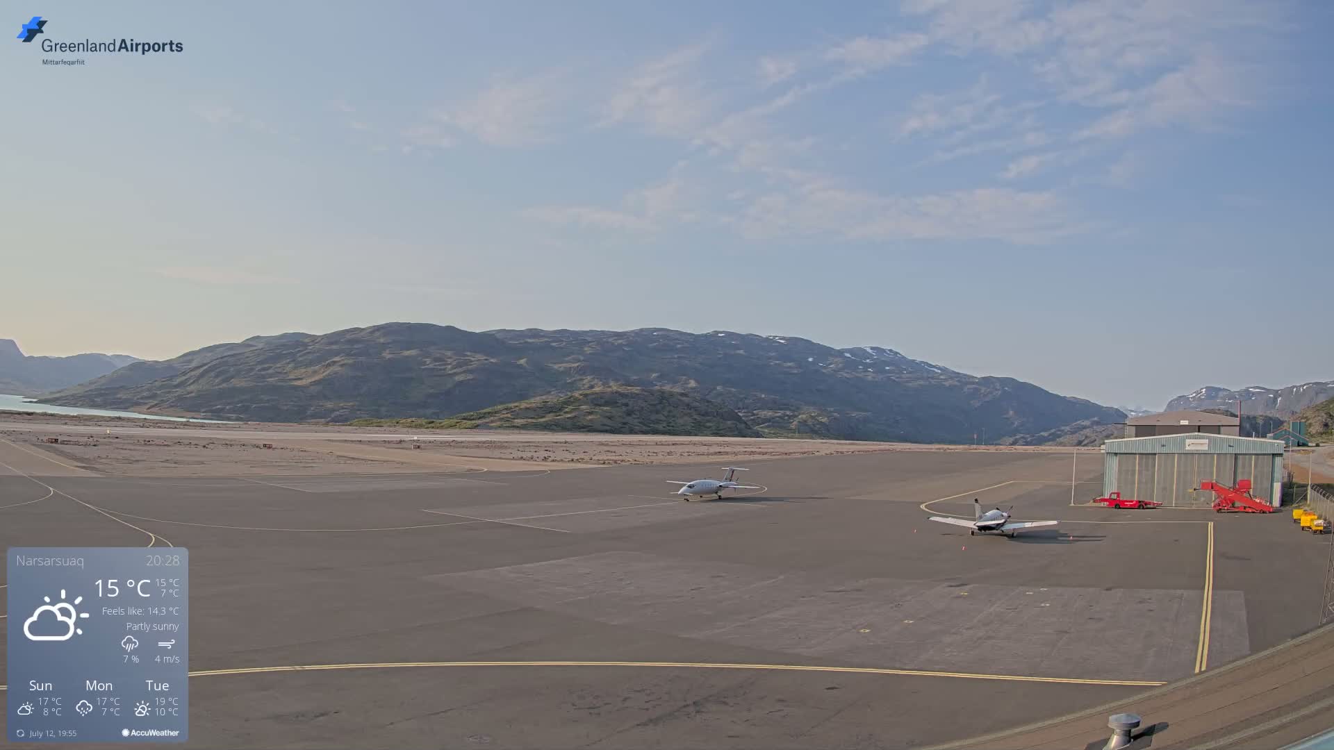 Narsarsuaq International Airport North Towards Live Cam UAK / BGBW - Narsarsuaq, Kujalleq, Greenland, Denmark
