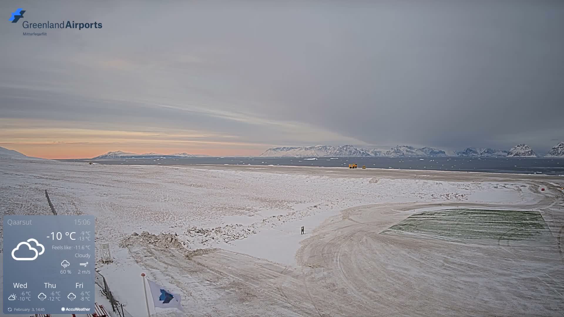 Qaarsut Airport (Mittarfik Qaarsut) North Towards View Live Cam JQA / BGUQ  - Qaarsut, Avannaata, Greenland, Denmark