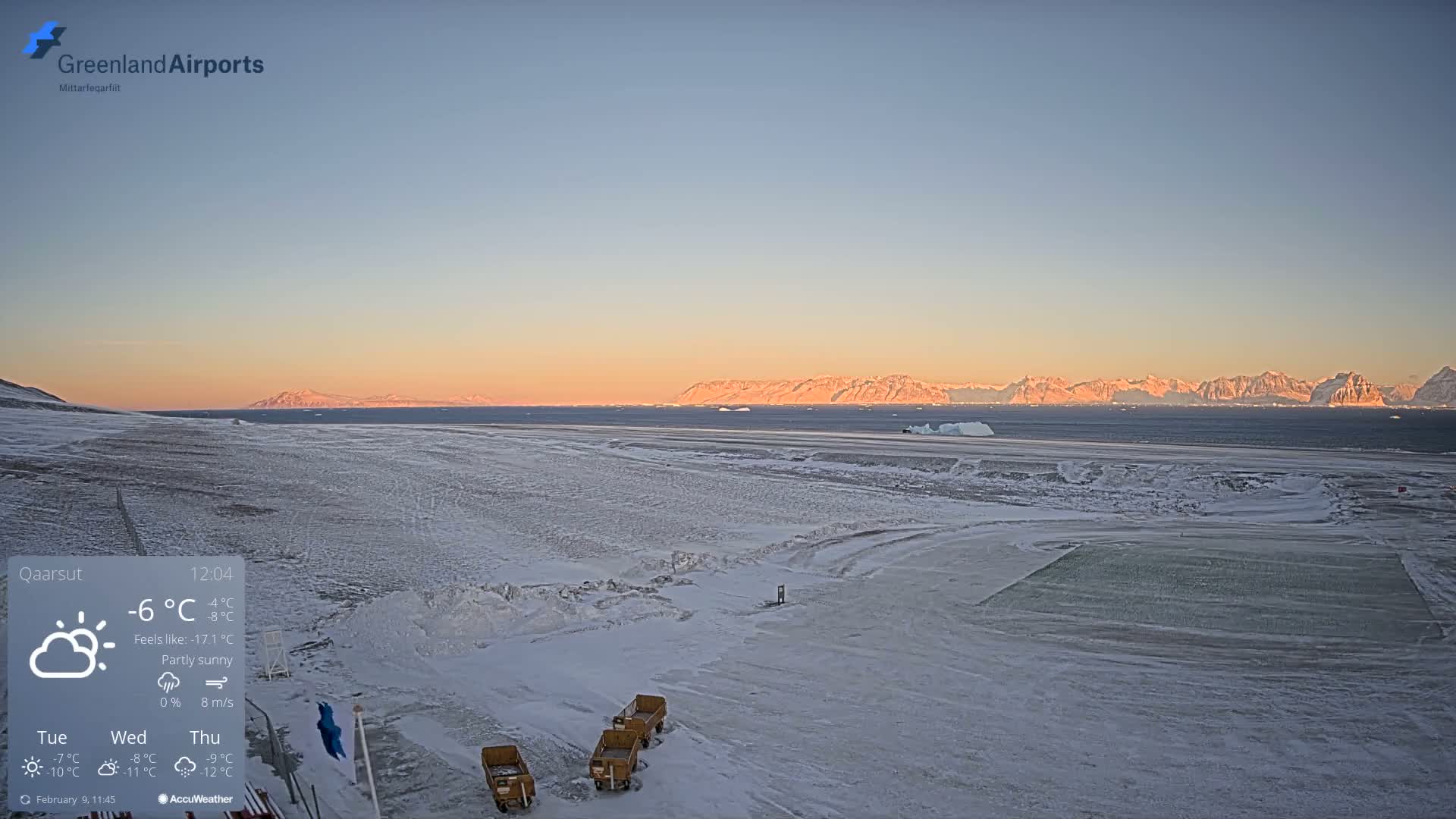 Qaarsut Airport (Mittarfik Qaarsut) North Towards View Live Cam JQA / BGUQ  - Qaarsut, Avannaata, Greenland, Denmark
