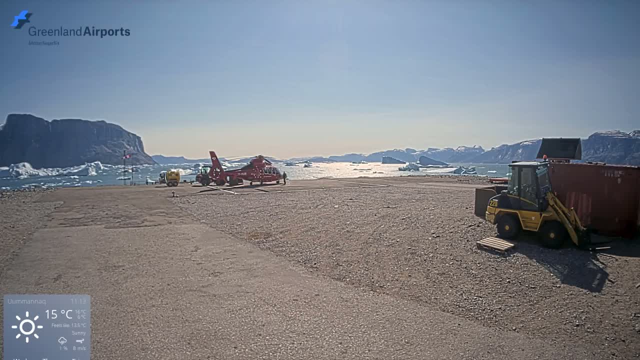 Uummannaq Heliport & Uummannaq Fjord / Storoen-Ikerasak Island Live Cam - Uummannaq, Avannaata, Greenland, Denmark