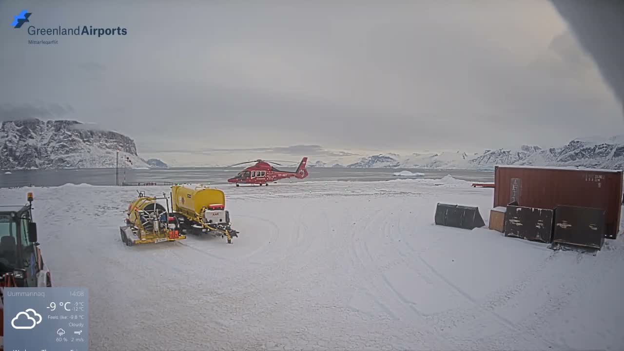 Uummannaq Heliport & Uummannaq Fjord / Storoen-Ikerasak Island Live Cam - Uummannaq, Avannaata, Greenland, Denmark