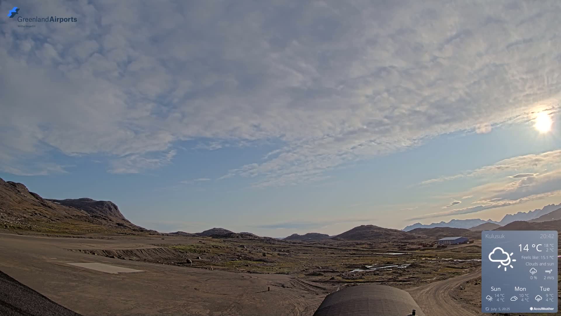 Kulusuk Airport West Towards Live Cam KUS / BGKK- Kulusuk, Sermersooq, Greenland, Denmark
