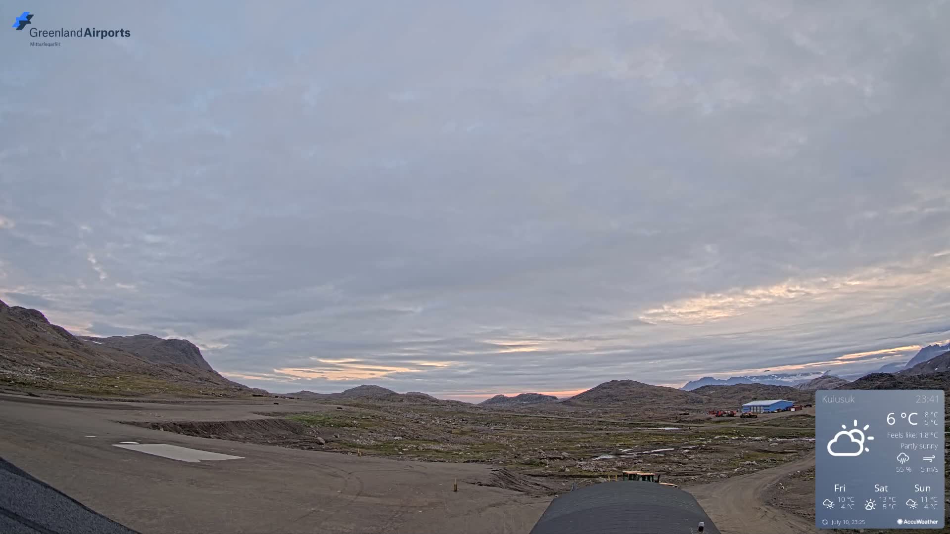 Kulusuk Airport West Towards Live Cam KUS / BGKK- Kulusuk, Sermersooq, Greenland, Denmark