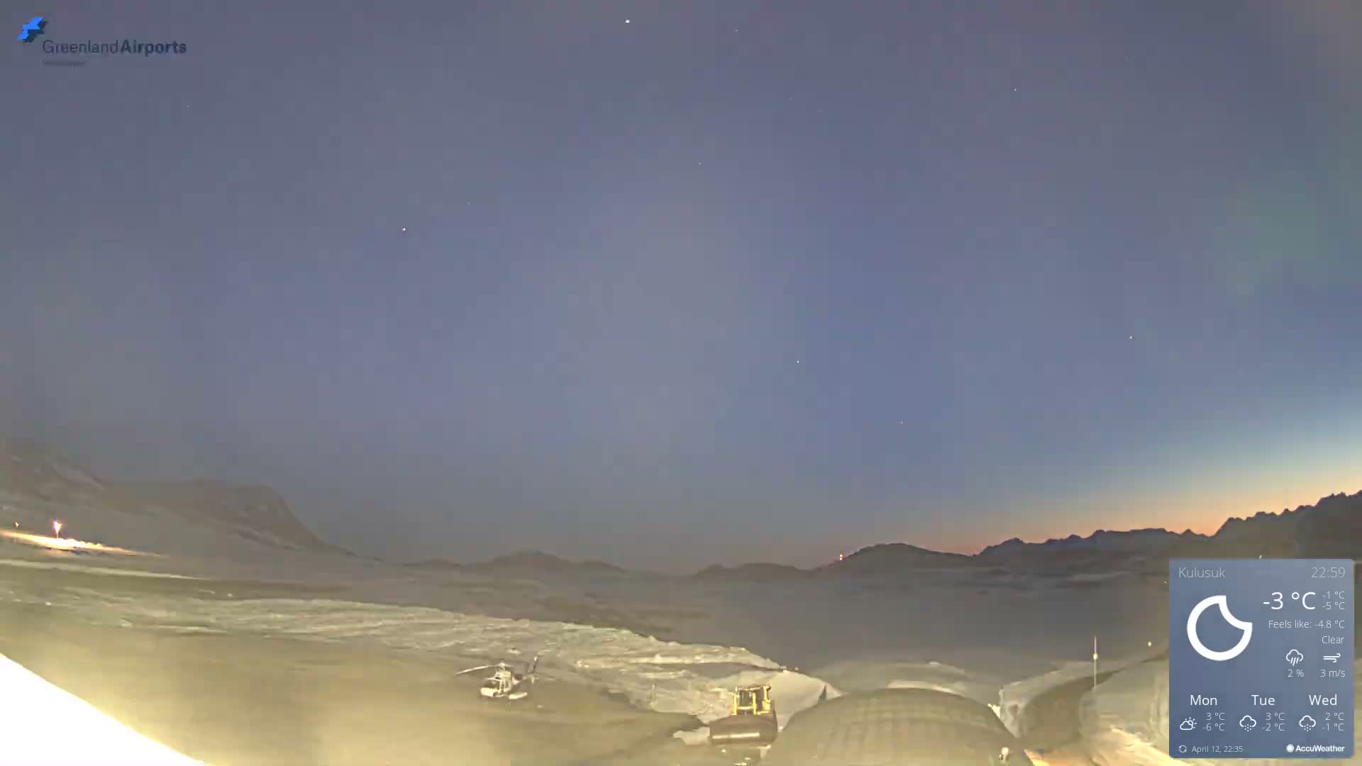Kulusuk Airport West Towards Live Cam KUS / BGKK- Kulusuk, Sermersooq, Greenland, Denmark