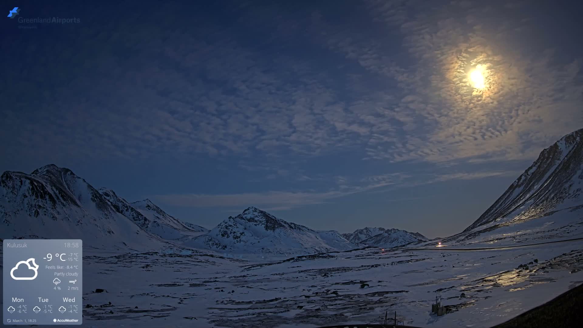 Kulusuk Airport East Towards View Live Cam  KUS / BGKK- Kulusuk, Sermersooq, Greenland, Denmark