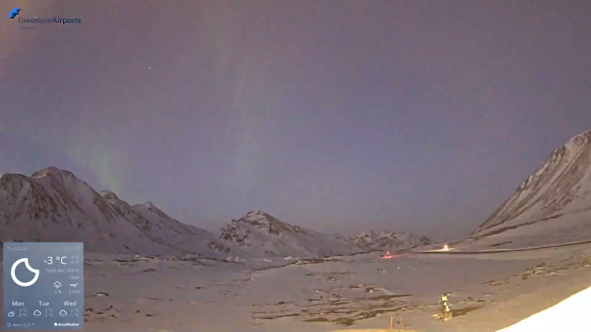 Kulusuk Airport East Towards View Live Cam  KUS / BGKK- Kulusuk, Sermersooq, Greenland, Denmark