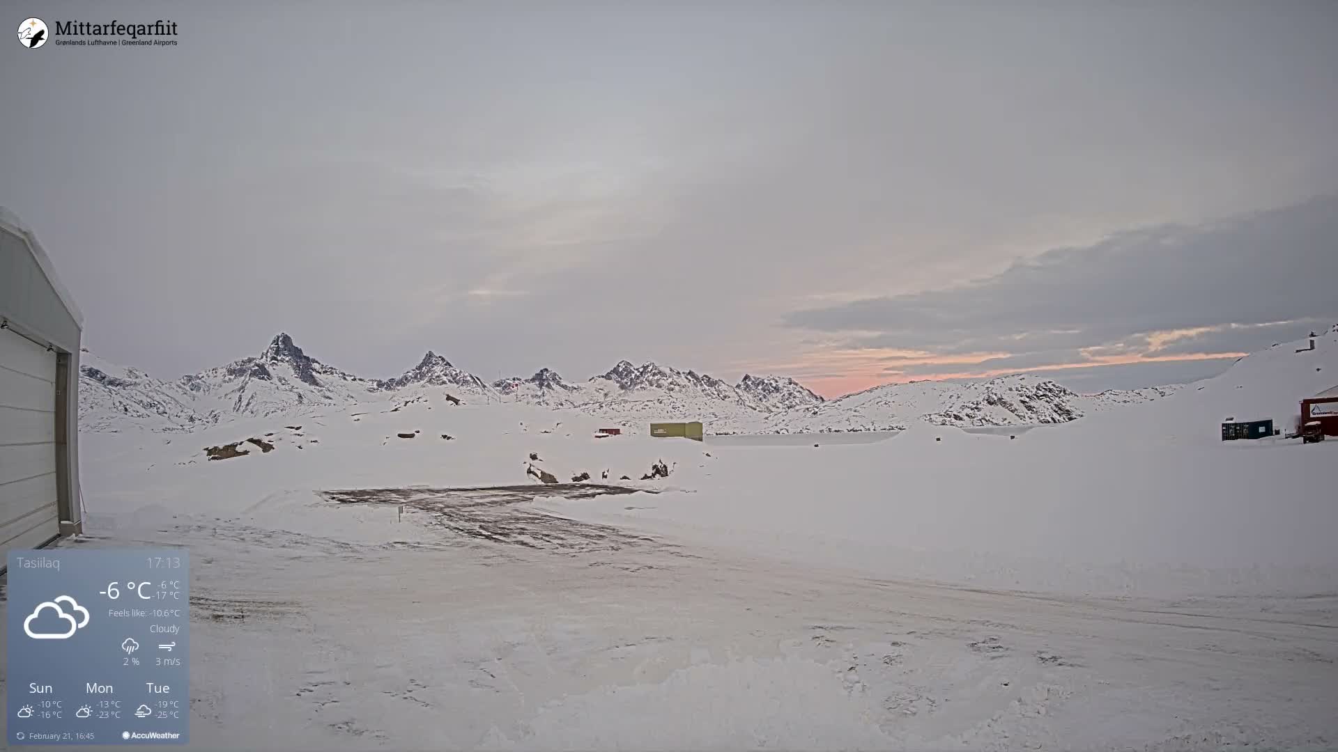 Tasiilaq Heliport Live Cam AGM / BGAM - Tasiilaq, Sermersooq, Greenland, Denmark