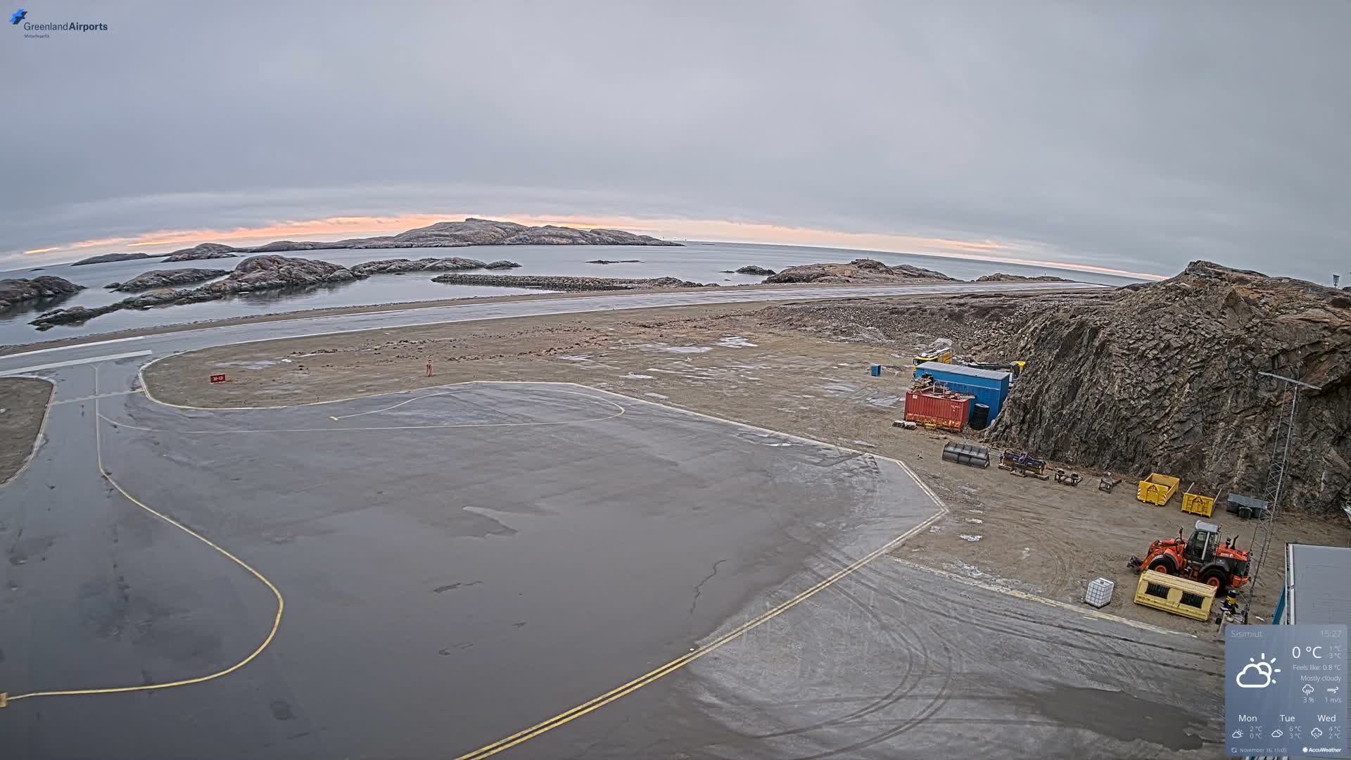 Sisimiut Airport Southwest Towards View Live Cam JHS / BGSS - Sisimiut, Qeqqata, Greenland, Denmark