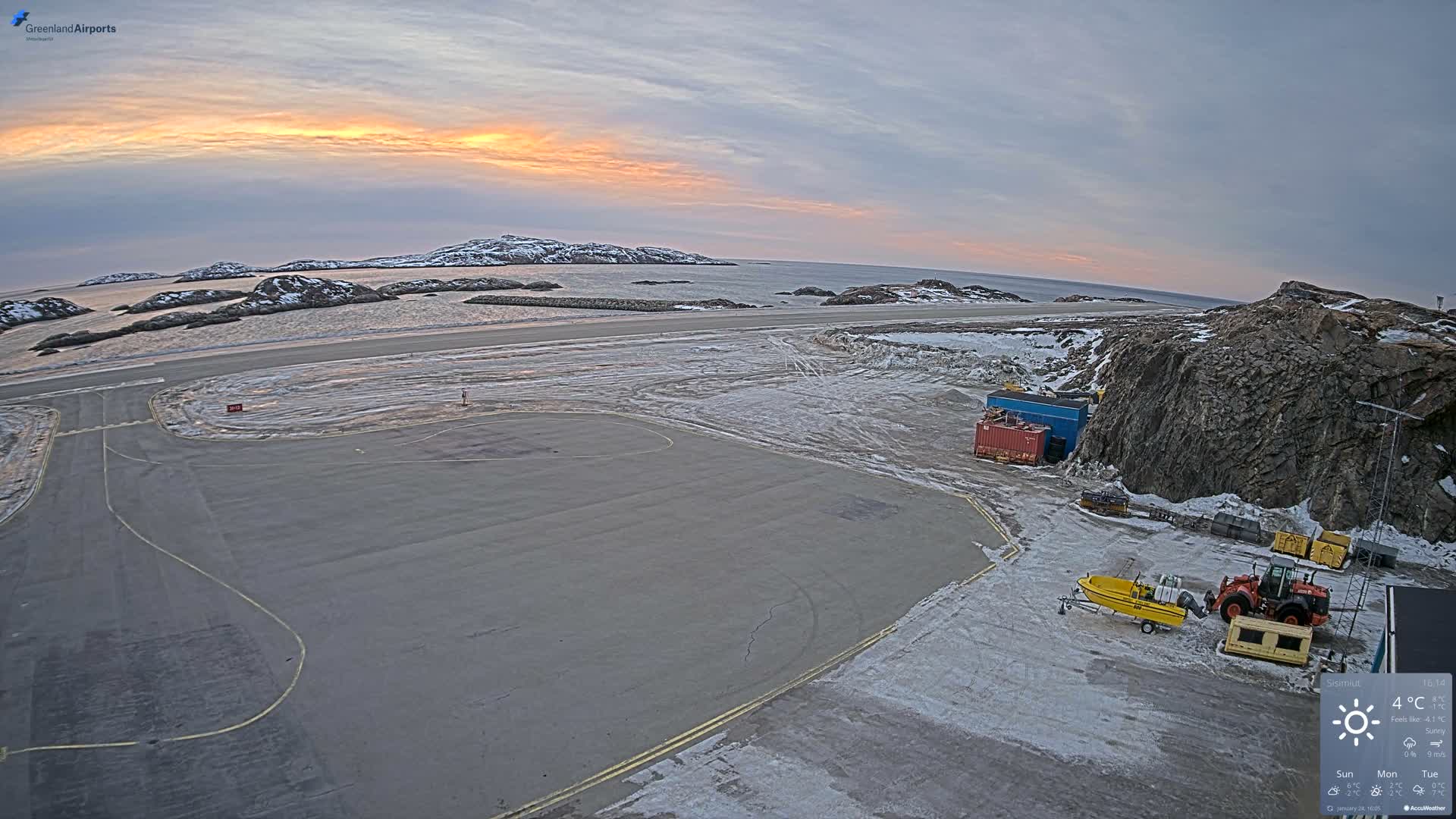 Sisimiut Airport Southwest Towards View Live Cam JHS / BGSS - Sisimiut, Qeqqata, Greenland, Denmark