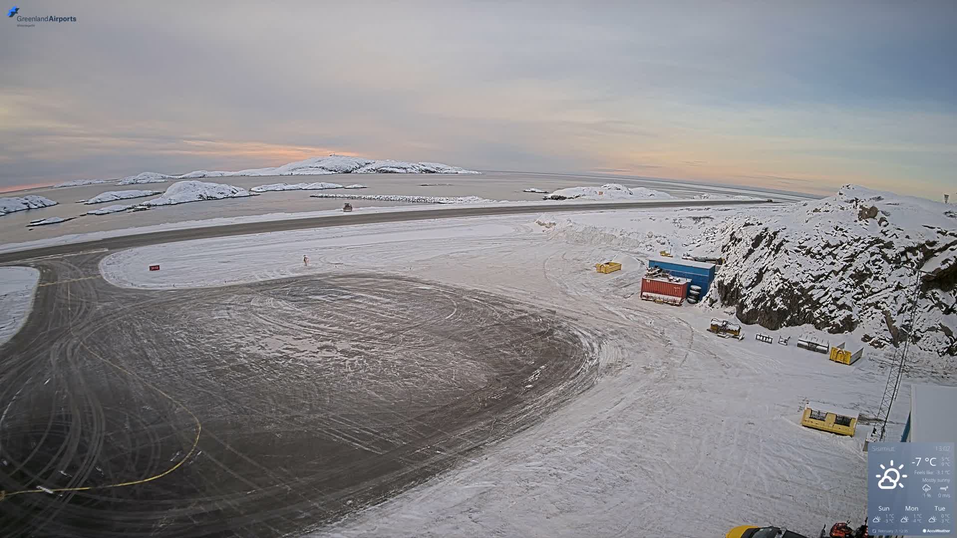 Sisimiut Airport Southwest Towards View Live Cam JHS / BGSS - Sisimiut, Qeqqata, Greenland, Denmark