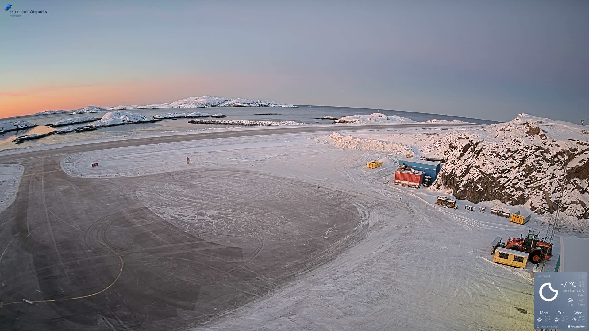 Sisimiut Airport Southwest Towards View Live Cam JHS / BGSS - Sisimiut, Qeqqata, Greenland, Denmark
