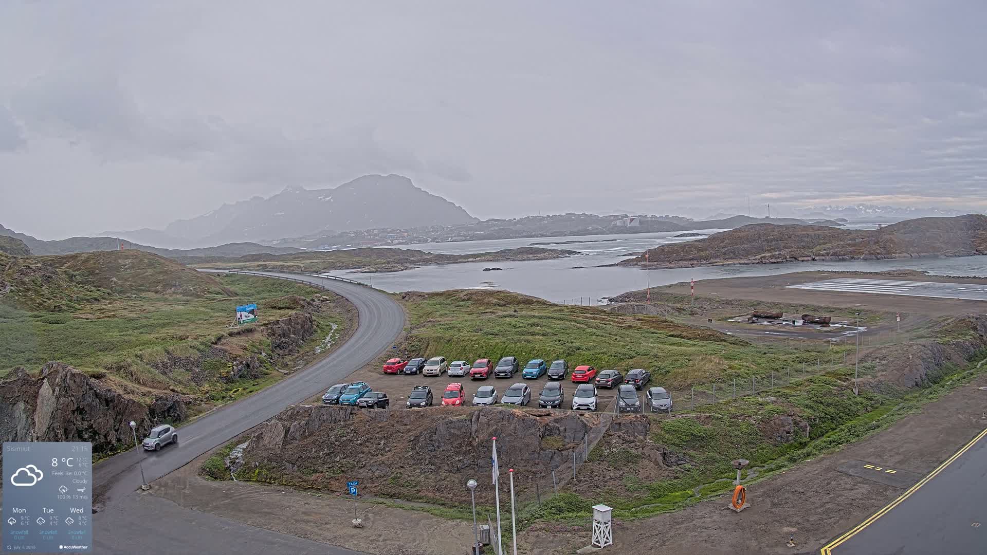 Sisimiut City & Sisimiut Airport Southeast Towards View Live Cam JHS / BGSS - Sisimiut, Qeqqata, Greenland, Denmark
