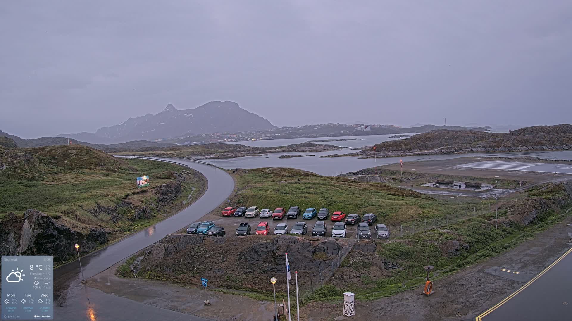 Sisimiut City & Sisimiut Airport Southeast Towards View Live Cam JHS / BGSS - Sisimiut, Qeqqata, Greenland, Denmark