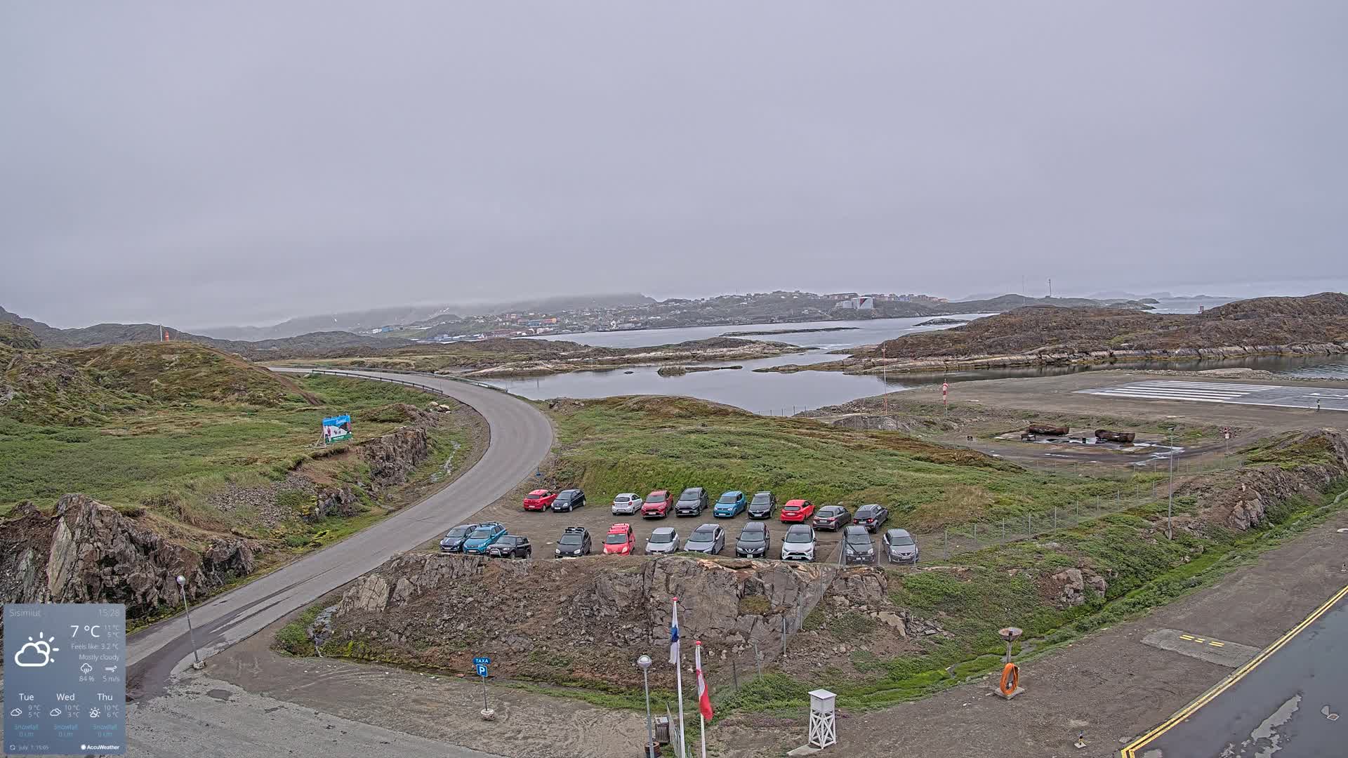 Sisimiut City & Sisimiut Airport Southeast Towards View Live Cam JHS / BGSS - Sisimiut, Qeqqata, Greenland, Denmark