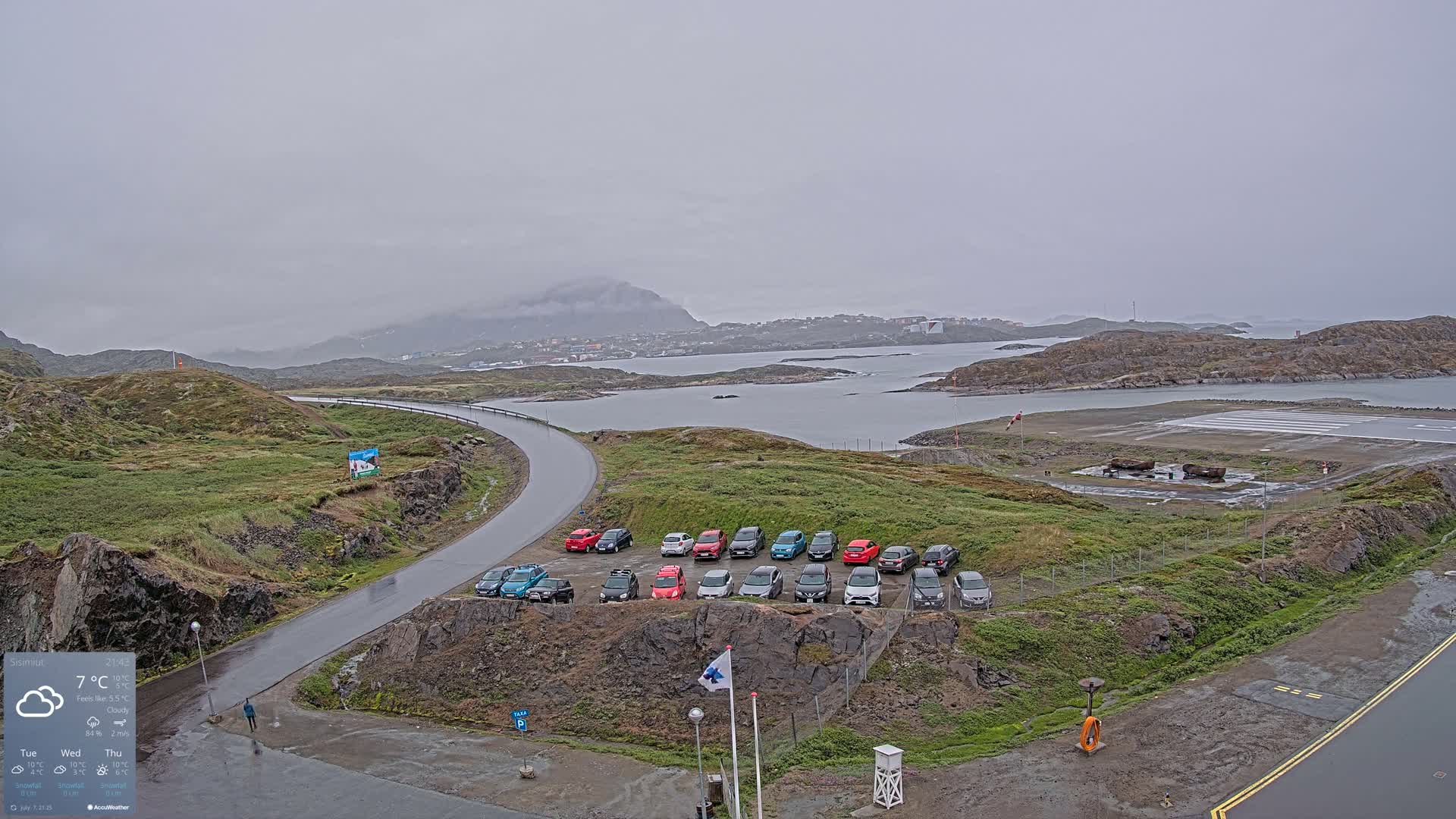 Sisimiut City & Sisimiut Airport Southeast Towards View Live Cam JHS / BGSS - Sisimiut, Qeqqata, Greenland, Denmark