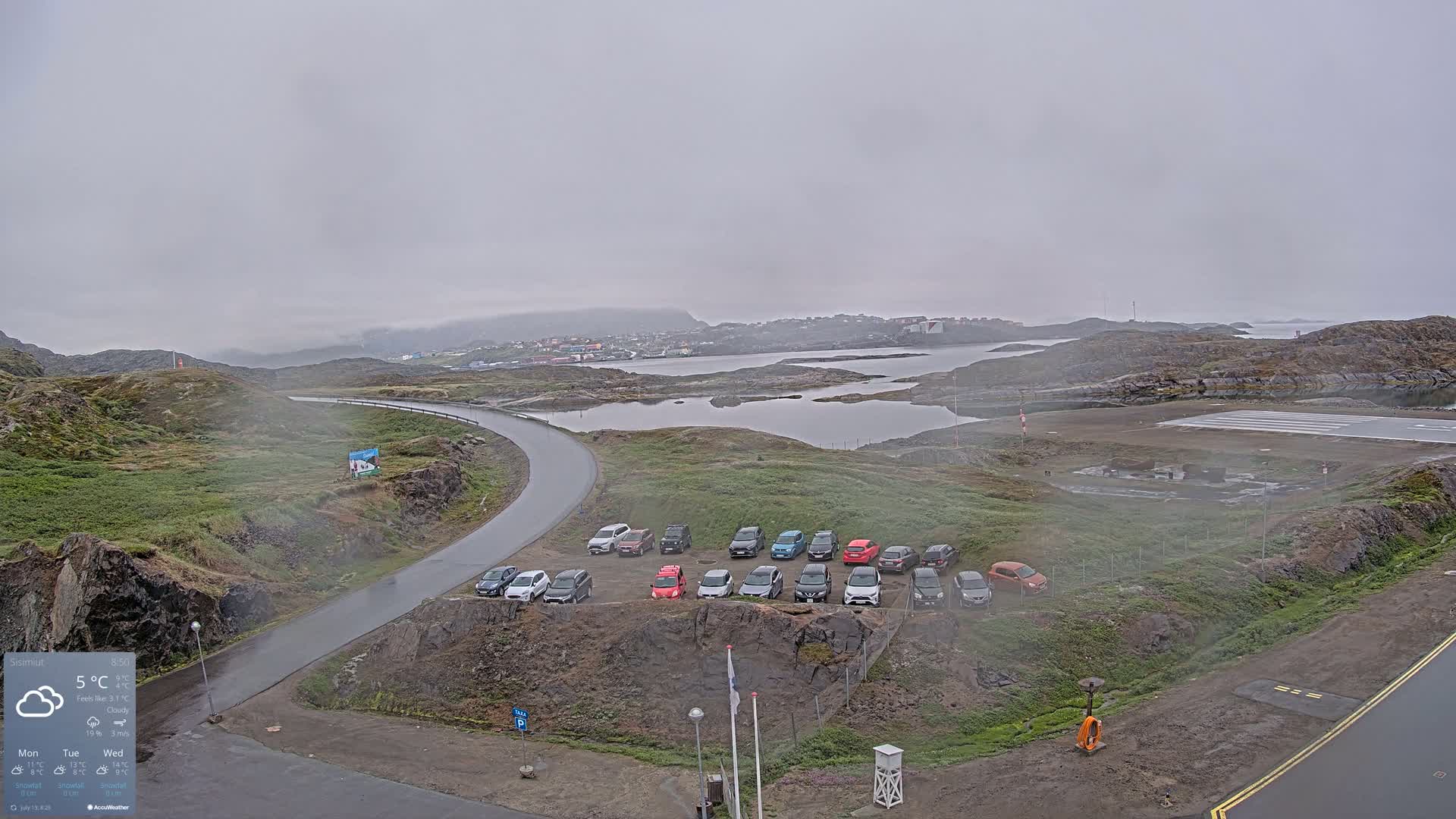 Sisimiut City & Sisimiut Airport Southeast Towards View Live Cam JHS / BGSS - Sisimiut, Qeqqata, Greenland, Denmark