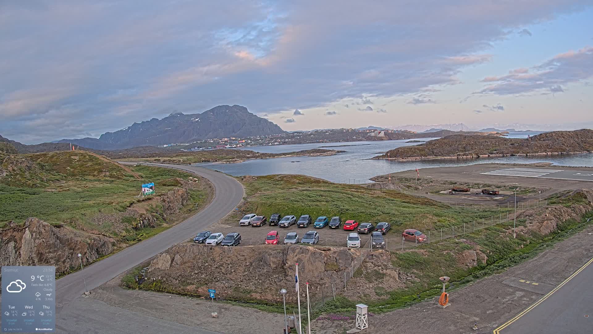Sisimiut City & Sisimiut Airport Southeast Towards View Live Cam JHS / BGSS - Sisimiut, Qeqqata, Greenland, Denmark