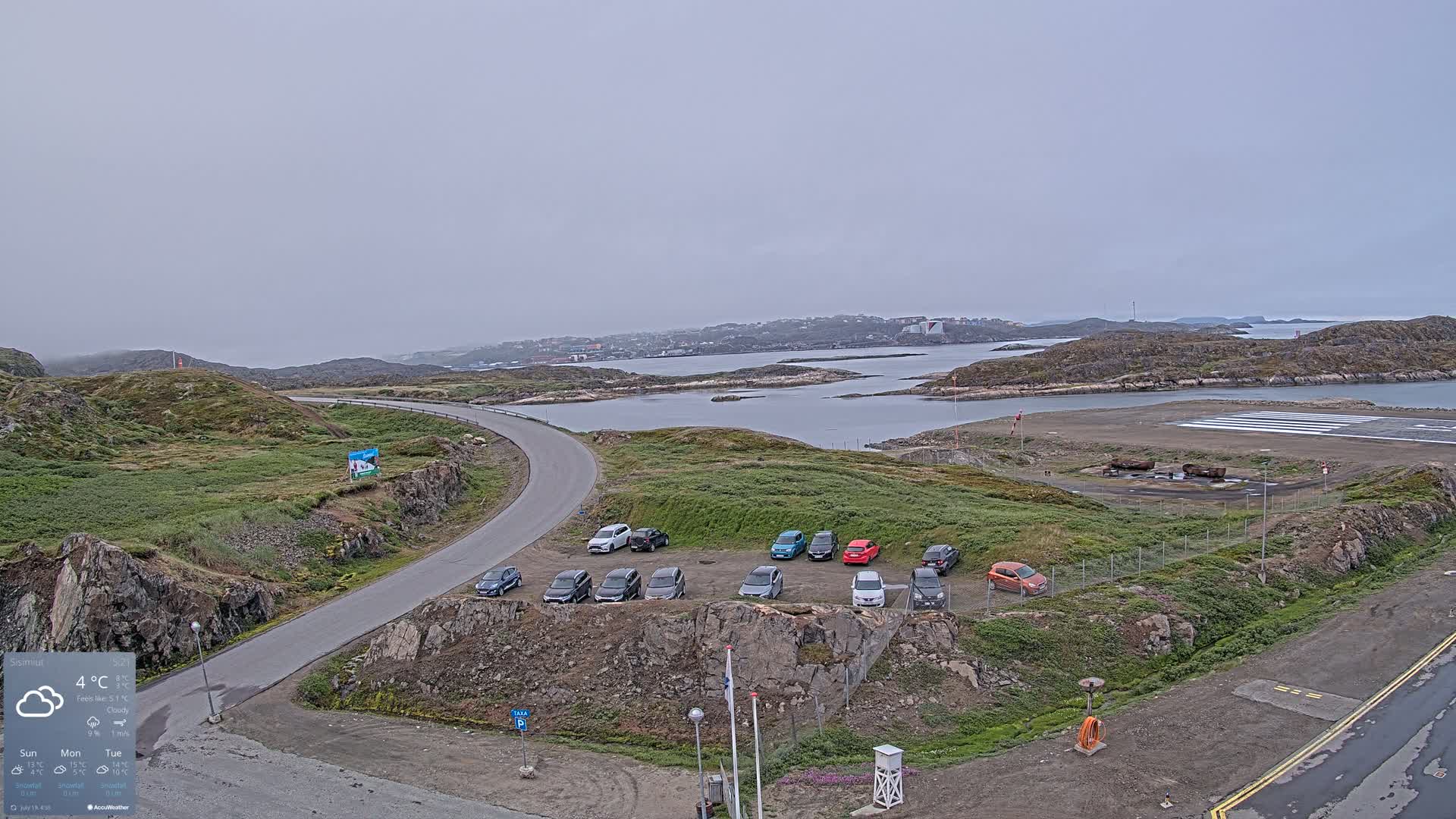 Sisimiut City & Sisimiut Airport Southeast Towards View Live Cam JHS / BGSS - Sisimiut, Qeqqata, Greenland, Denmark