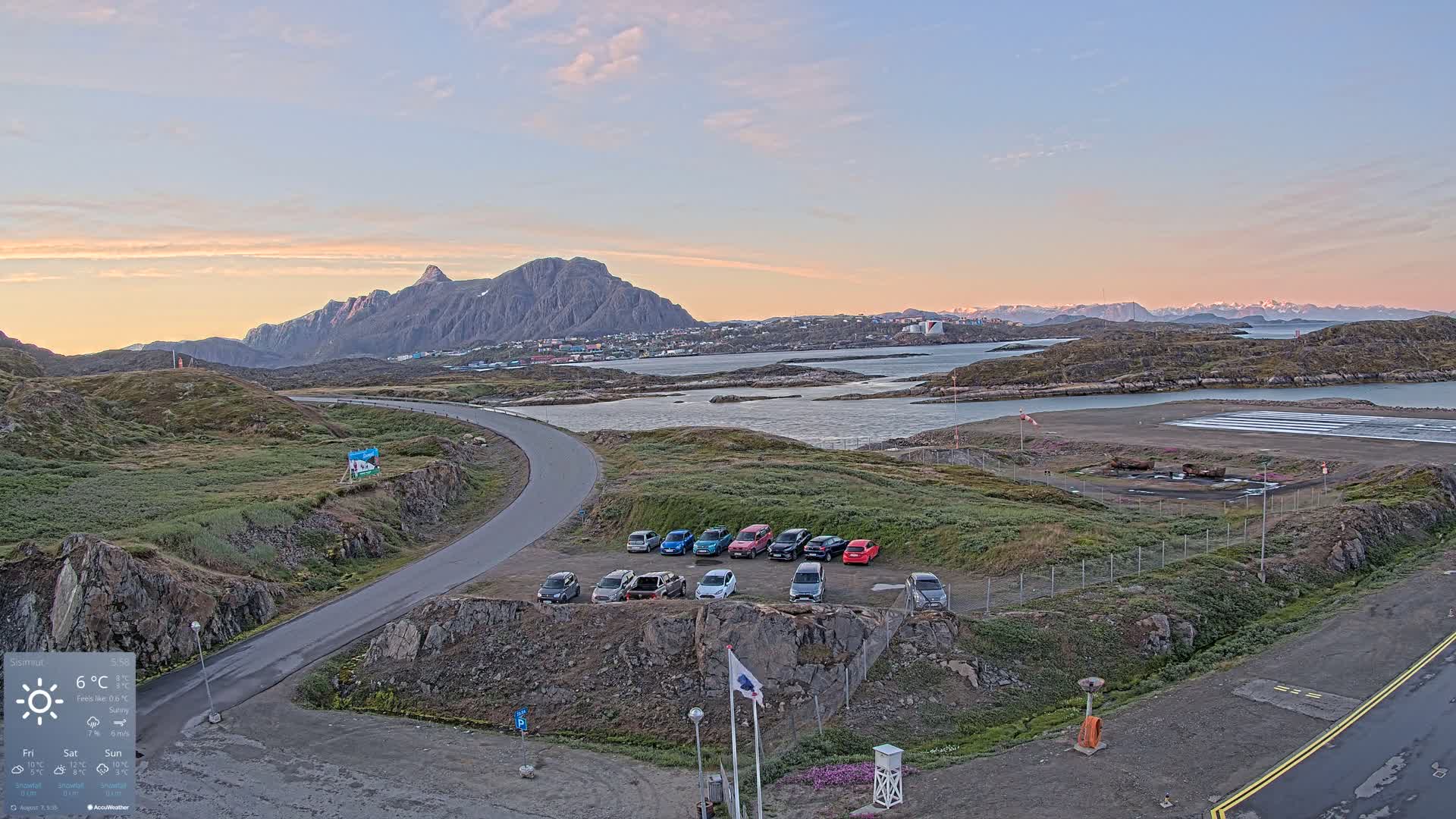 Sisimiut City & Sisimiut Airport Southeast Towards View Live Cam JHS / BGSS - Sisimiut, Qeqqata, Greenland, Denmark