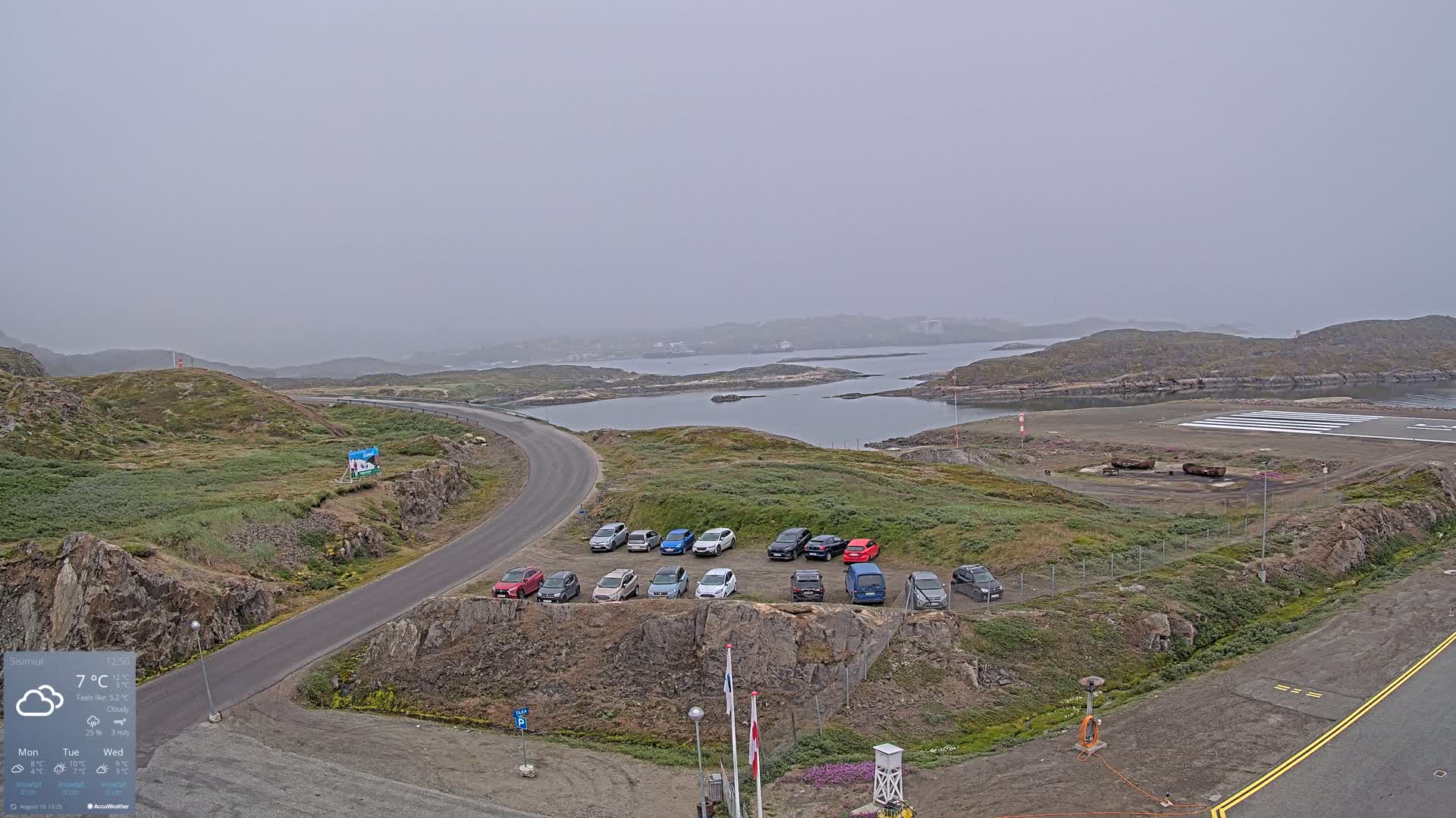 Sisimiut City & Sisimiut Airport Southeast Towards View Live Cam JHS / BGSS - Sisimiut, Qeqqata, Greenland, Denmark