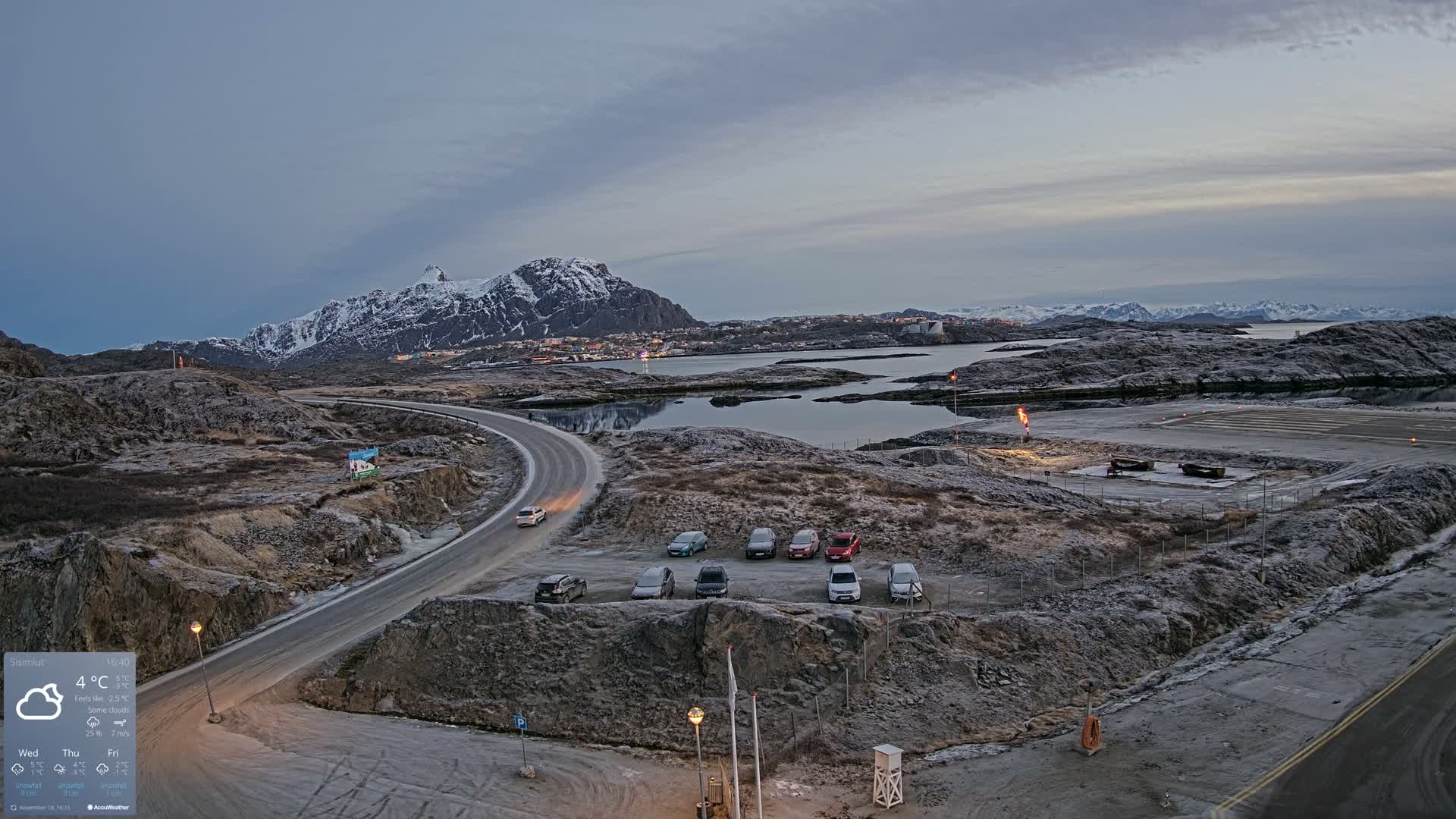 Sisimiut City & Sisimiut Airport Southeast Towards View Live Cam JHS / BGSS - Sisimiut, Qeqqata, Greenland, Denmark