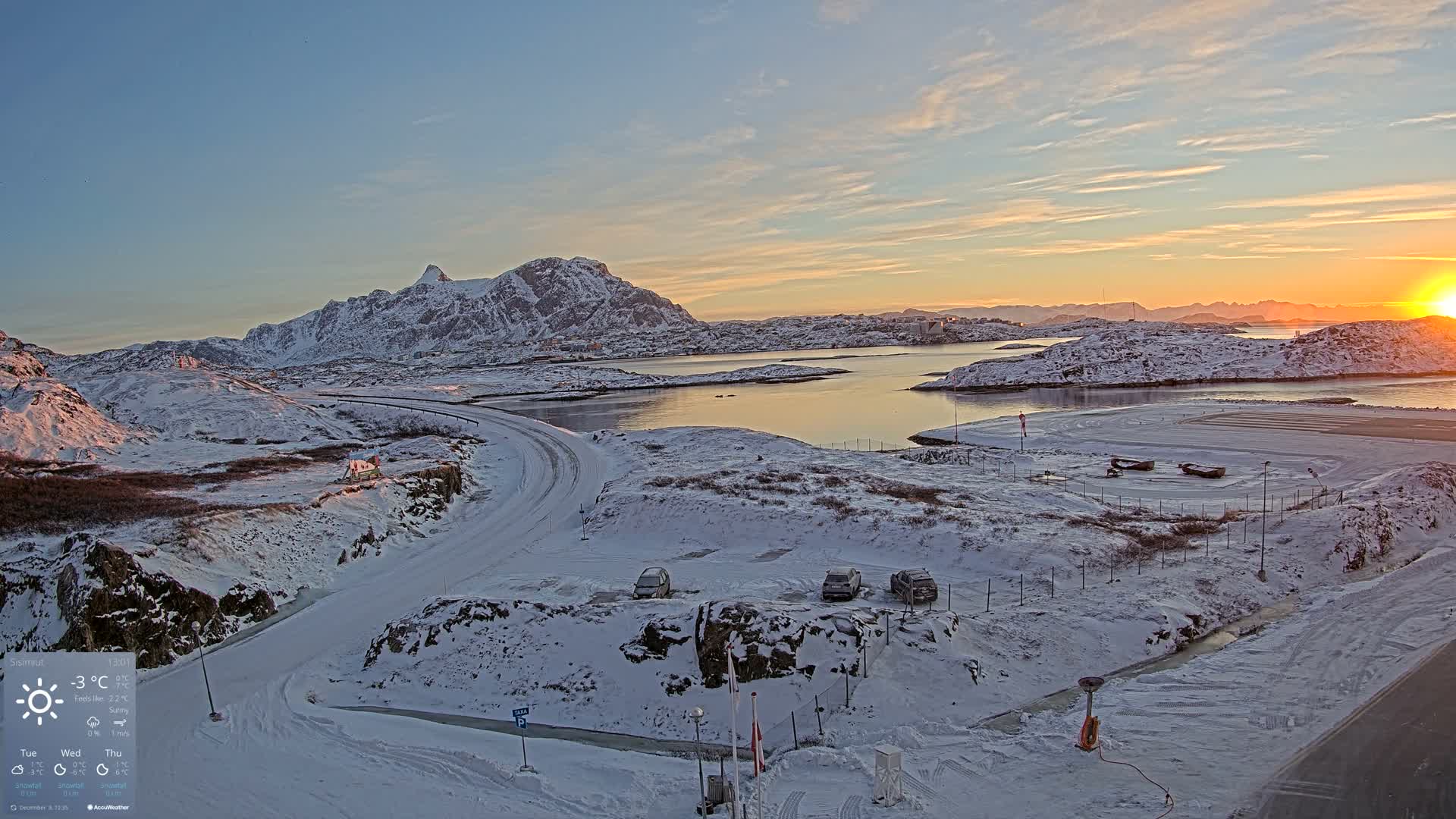 Sisimiut City & Sisimiut Airport Southeast Towards View Live Cam JHS / BGSS - Sisimiut, Qeqqata, Greenland, Denmark