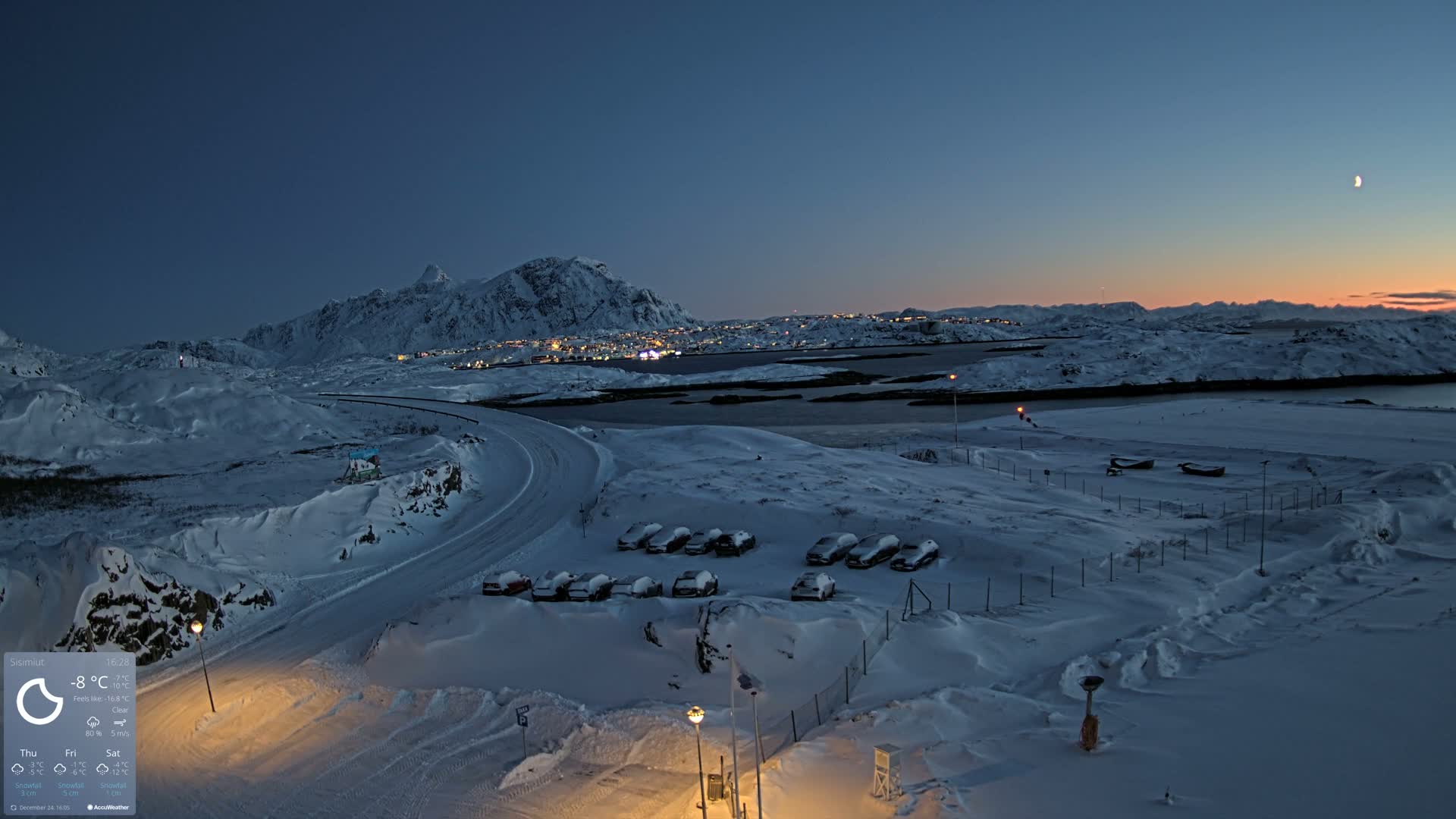 Sisimiut City & Sisimiut Airport Southeast Towards View Live Cam JHS / BGSS - Sisimiut, Qeqqata, Greenland, Denmark