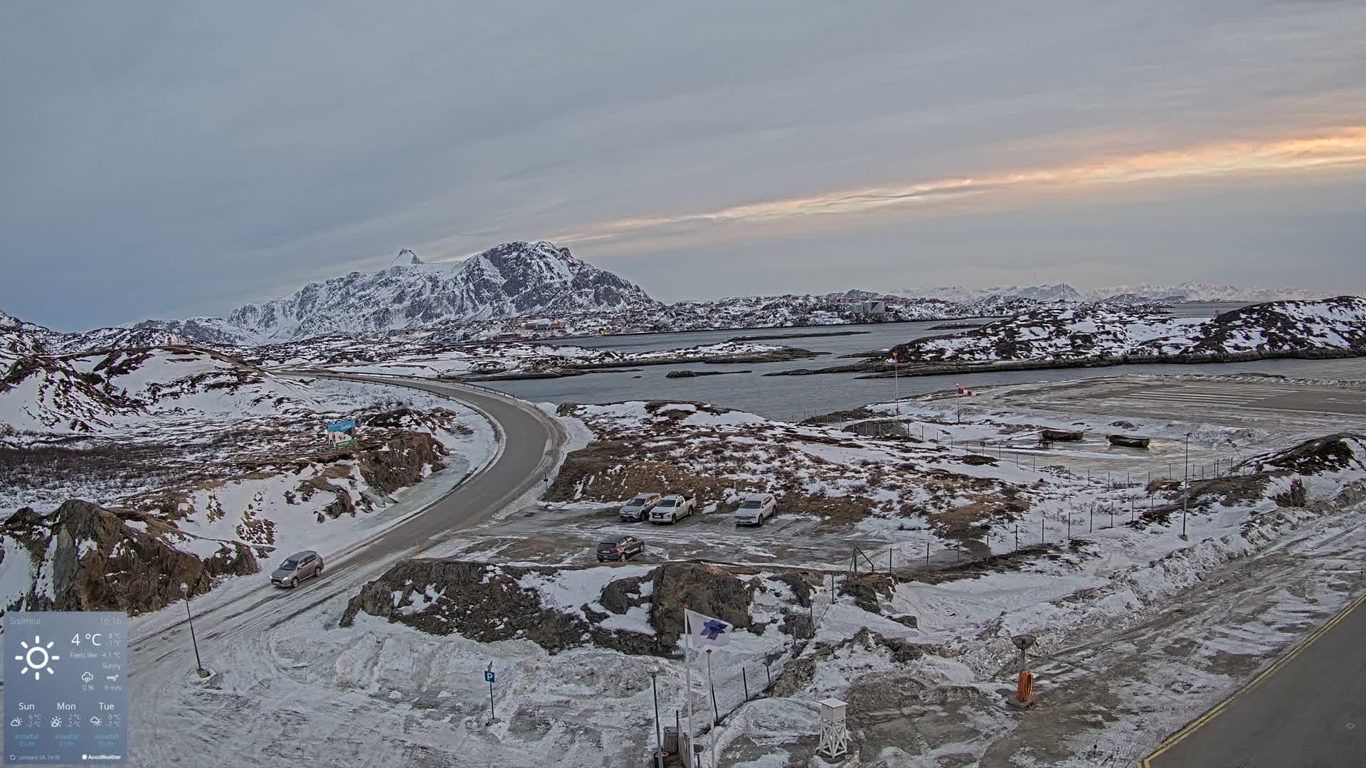 Sisimiut City & Sisimiut Airport Southeast Towards View Live Cam JHS / BGSS - Sisimiut, Qeqqata, Greenland, Denmark