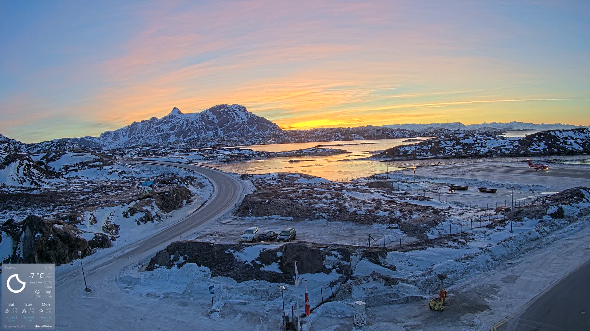 Sisimiut City & Sisimiut Airport Southeast Towards View Live Cam JHS / BGSS - Sisimiut, Qeqqata, Greenland, Denmark