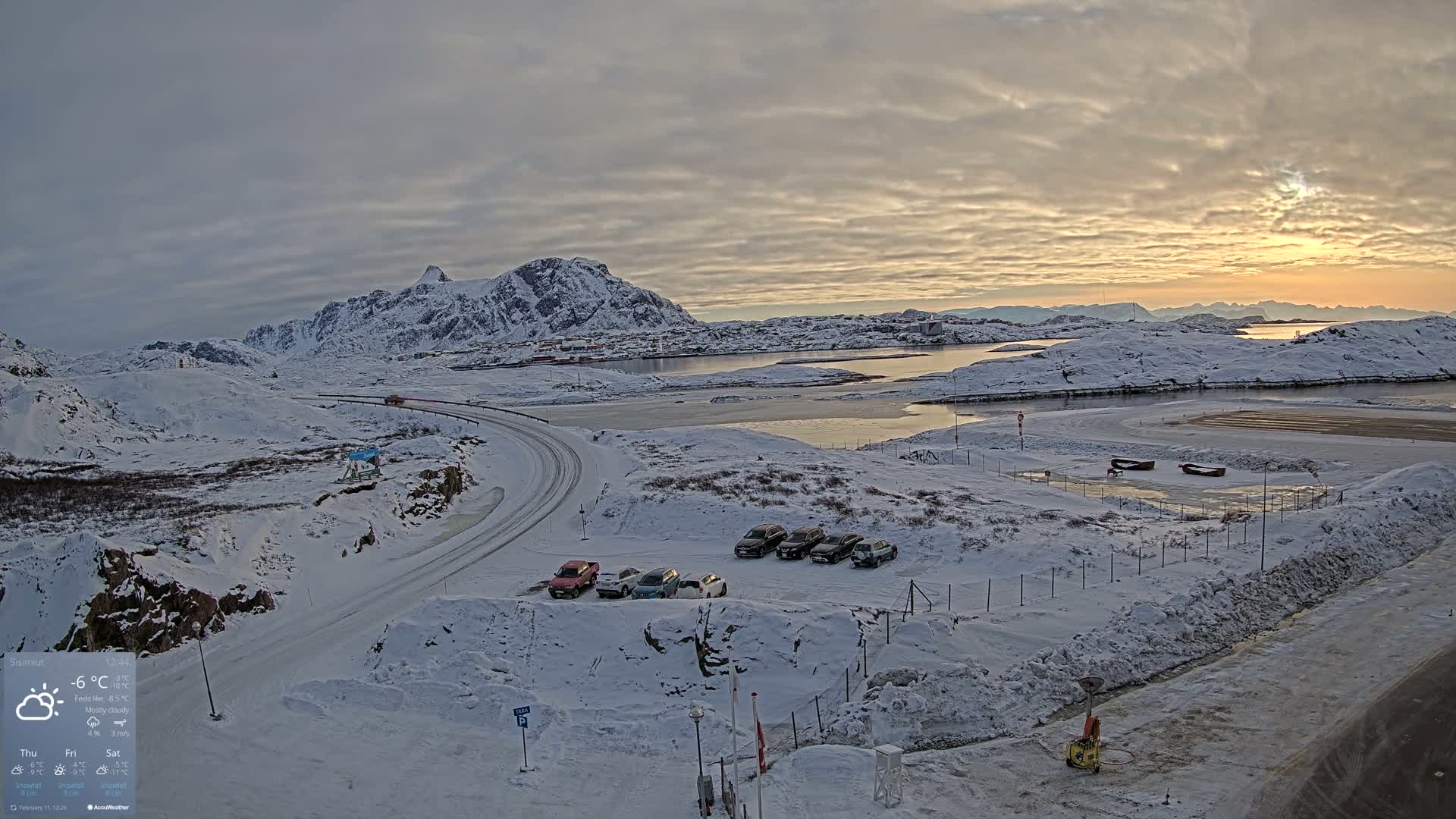 Sisimiut City & Sisimiut Airport Southeast Towards View Live Cam JHS / BGSS - Sisimiut, Qeqqata, Greenland, Denmark