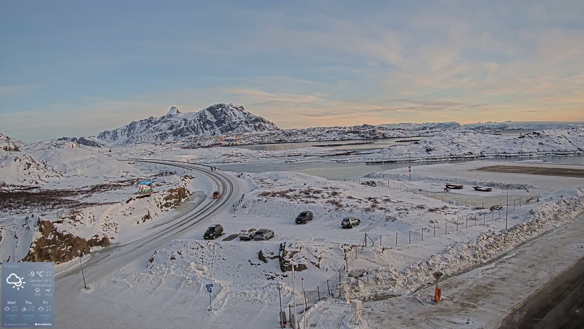 Sisimiut City & Sisimiut Airport Southeast Towards View Live Cam JHS / BGSS - Sisimiut, Qeqqata, Greenland, Denmark